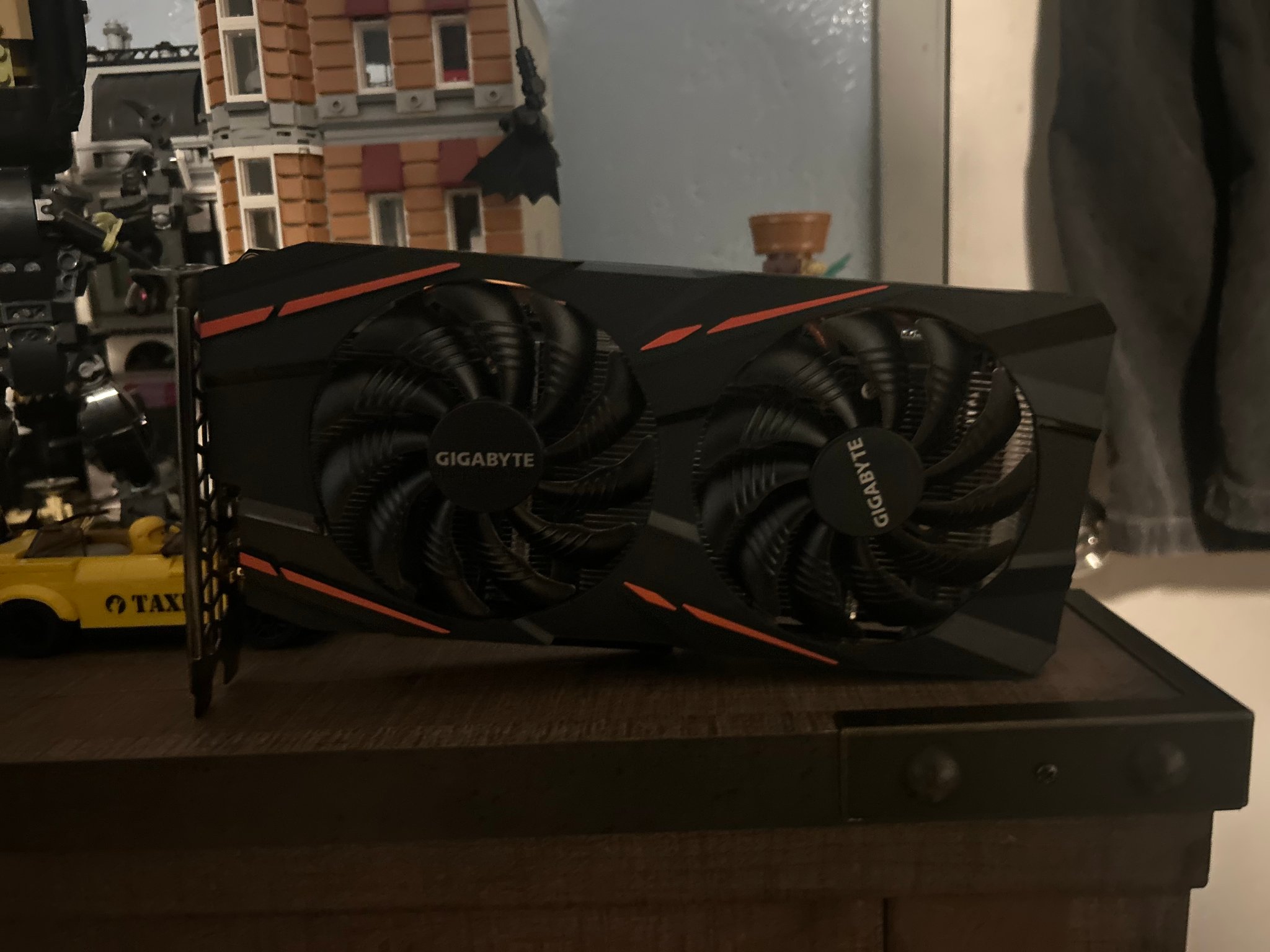 Gigabyte RX 580 8gb | Read Description