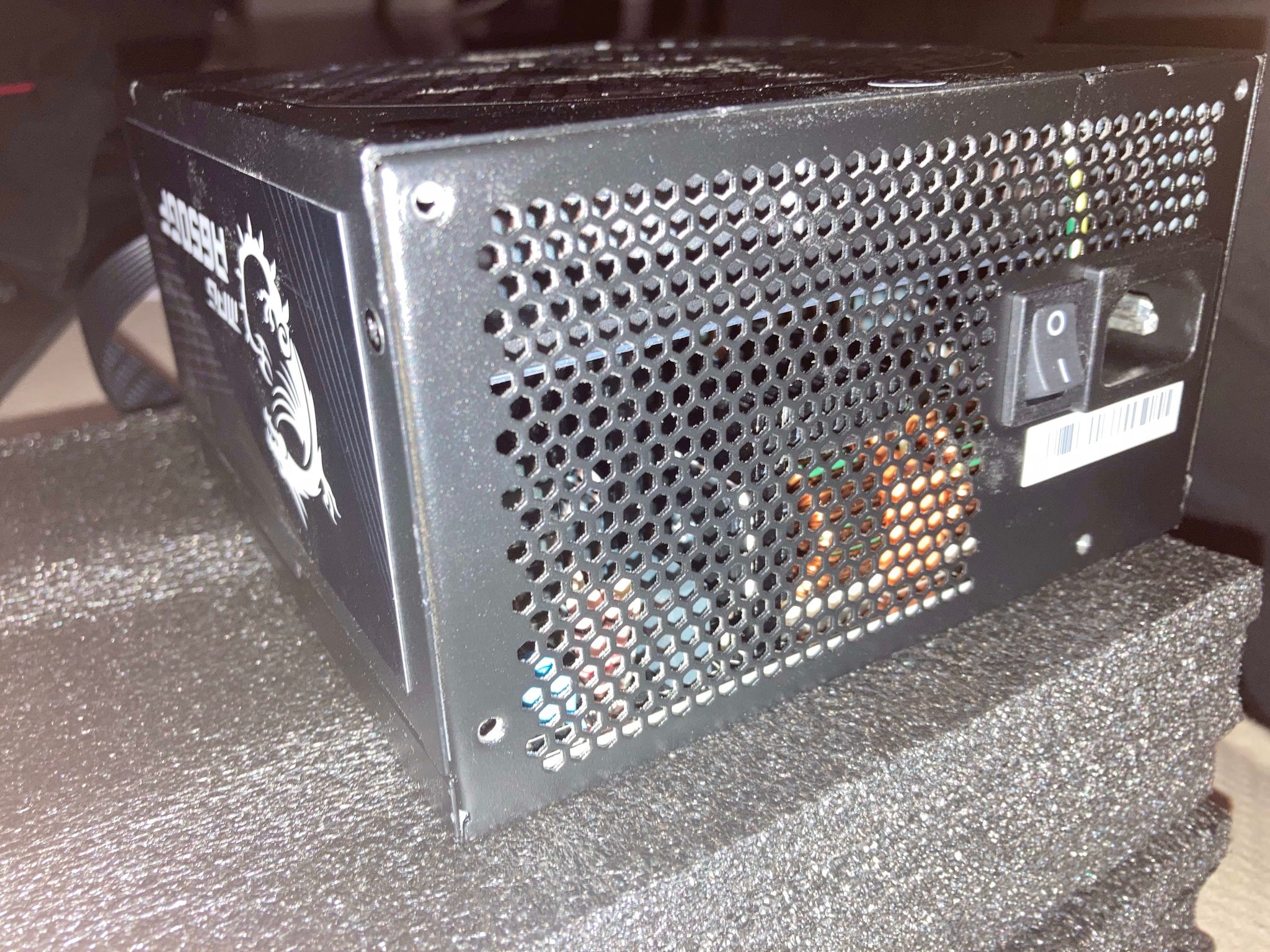 MSI A650GF - Fully Modular PSU