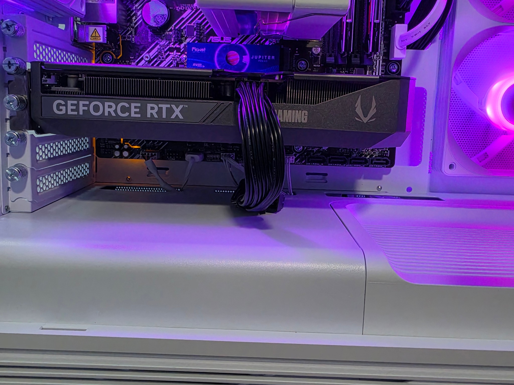 Nvidia Gaming PC RTX 5060ti 8GB-Ryzen 5 5600x-32GB DDR4-1 TB NVME