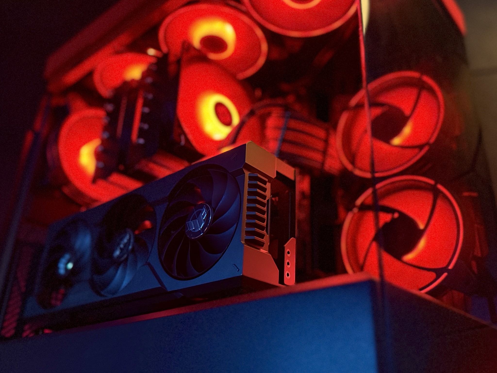 ♦️Onyx Red♦️ RTX 4070 Ti Super / AMD R7 7800X3D / 2TB NVME / 32GB RAM / Air Cooled / Windows 11 Pro
