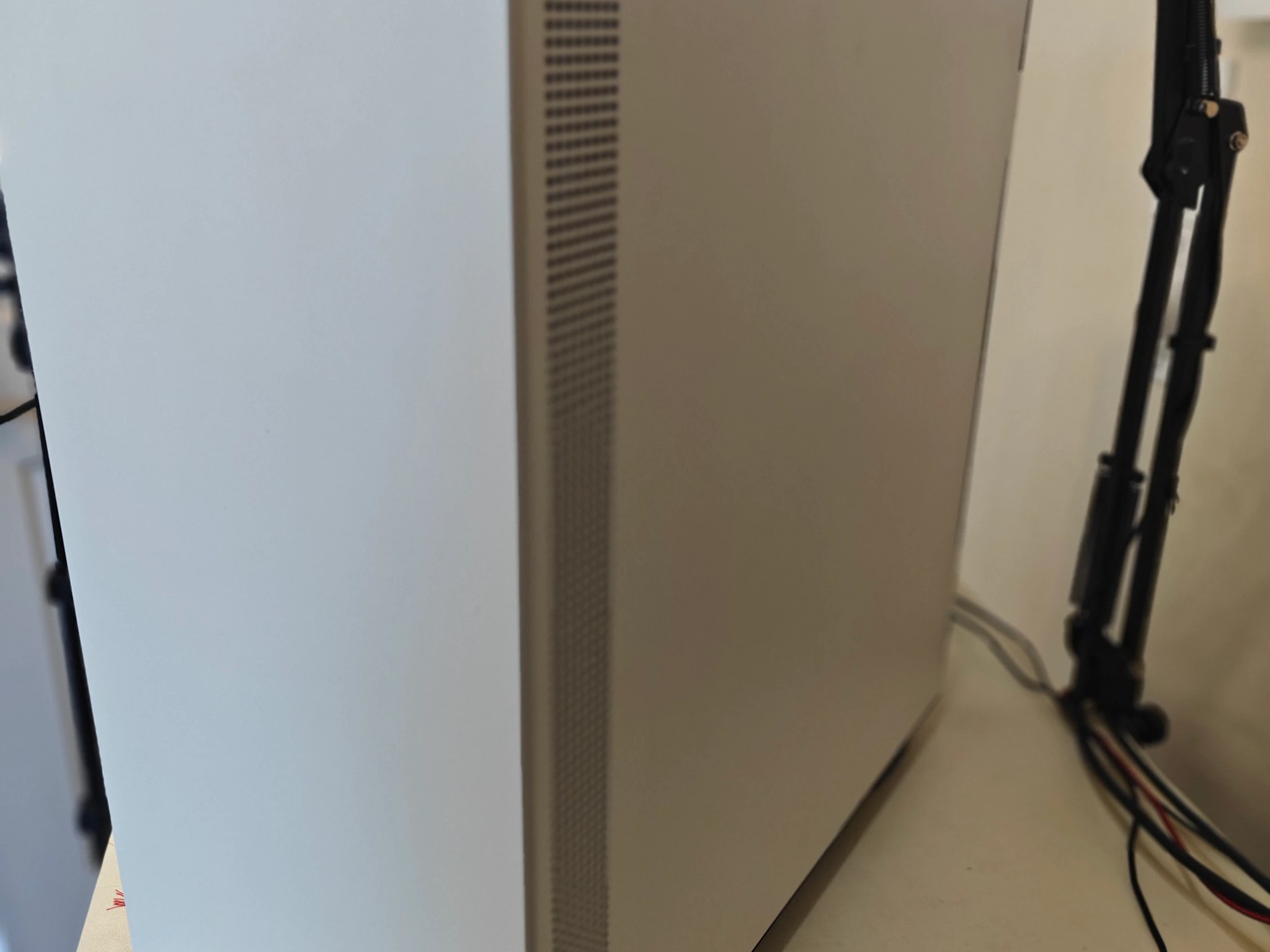 Checkered ⬜🔳⬛ | Ryzen 7 5700X3D | Geforce RTX 3060 12GB | 32GB DDR4 RAM | 1TB NVMe SSD