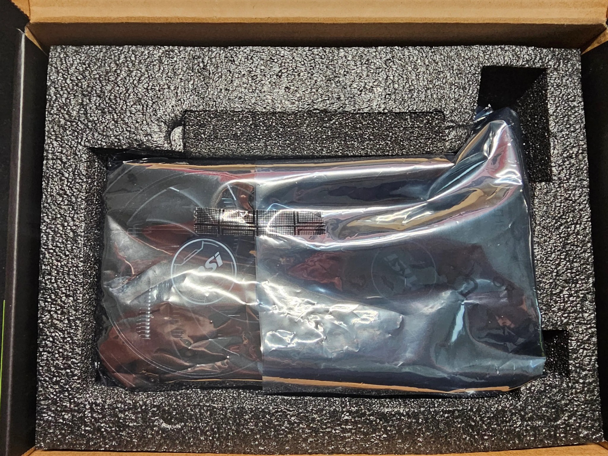 MSI GeForce RTX™ 4060 Ti VENTUS 2X BLACK 16GB OC