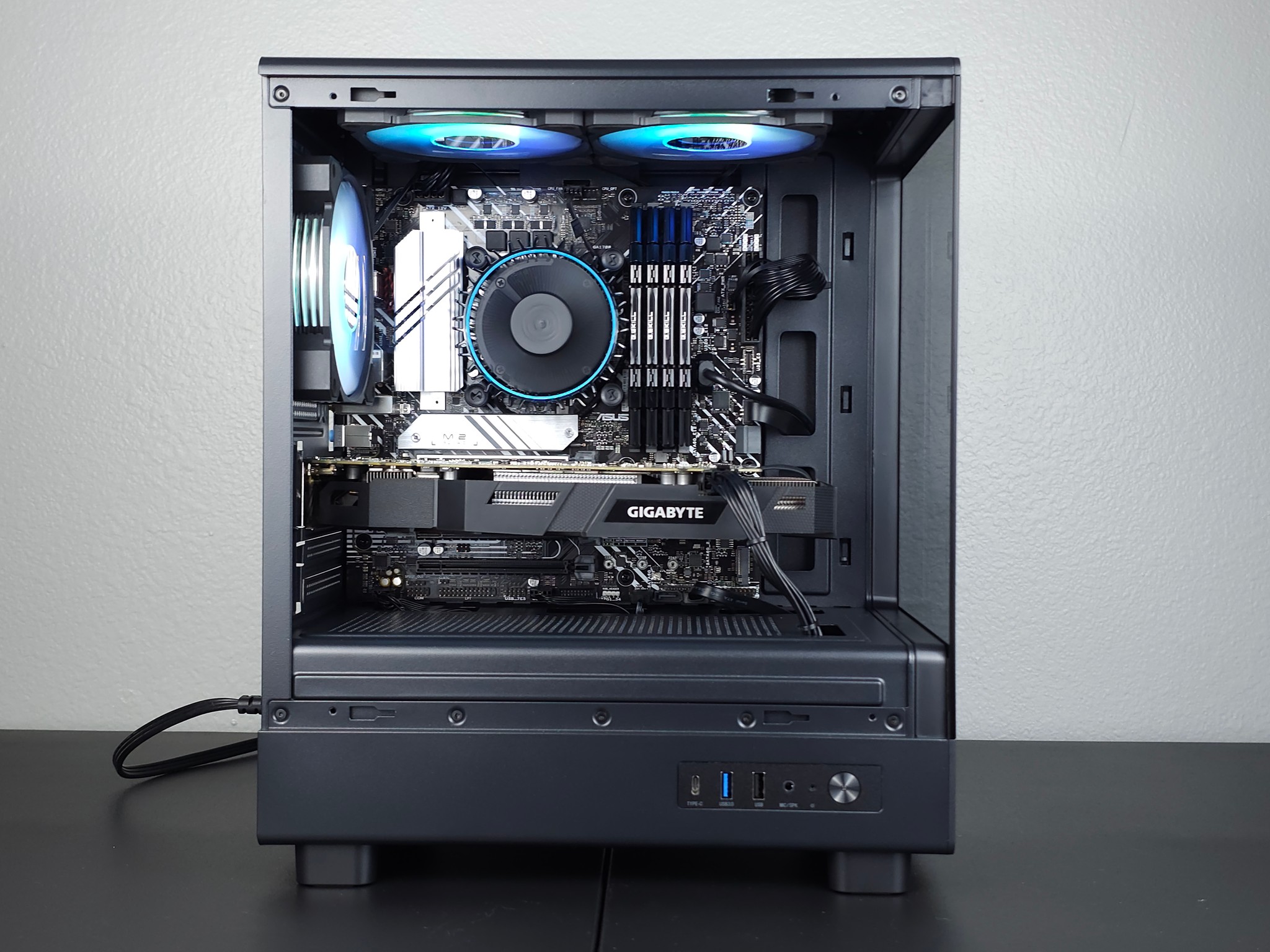 GAMING PC | GTX 1070 | I3-12100F | 16 GB RAM | 1 TB SSD | WIFI 6 | WINDOWS 11 PRO