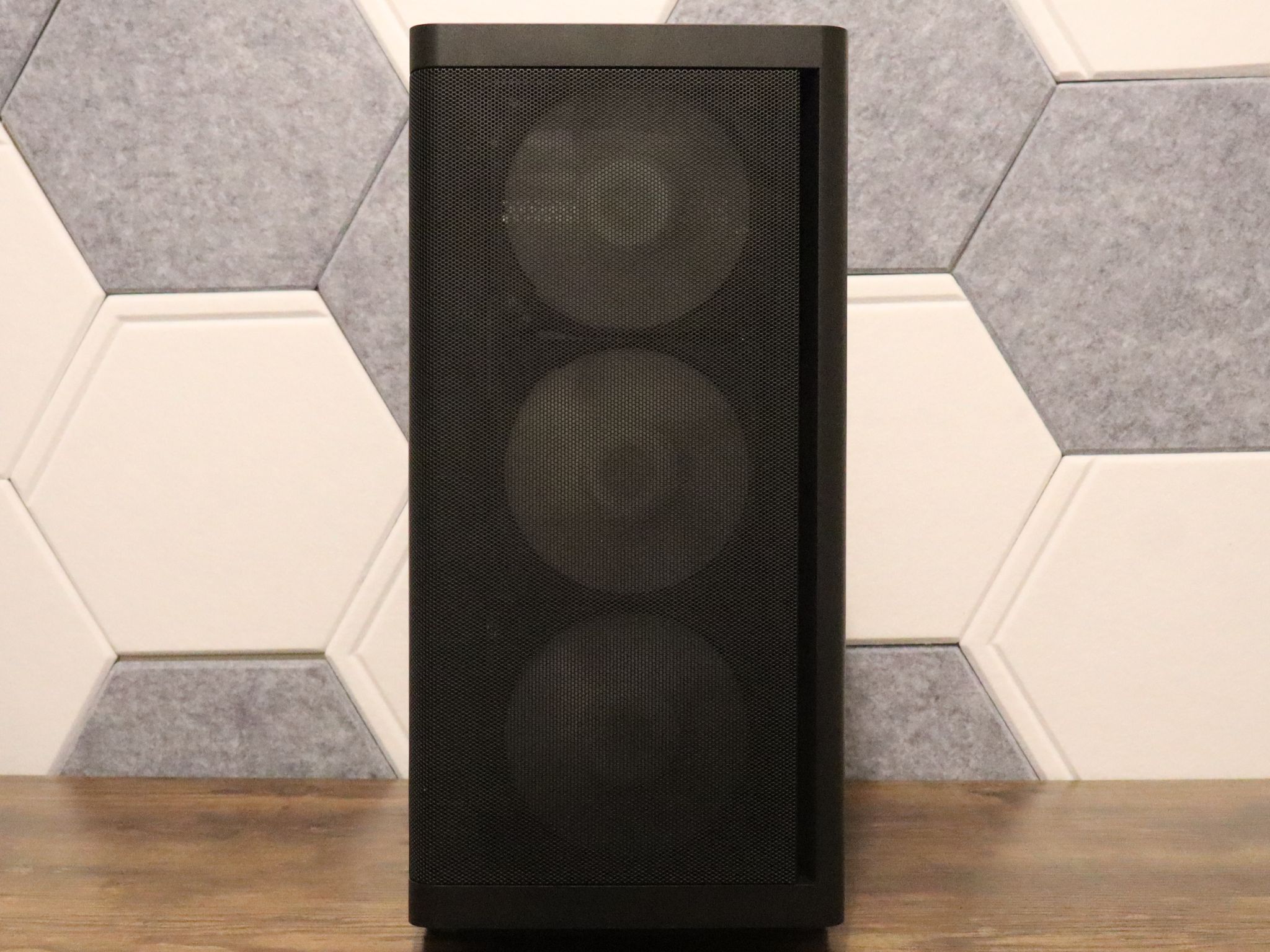 Gaming PC | RX 5700XT | Ryzen 5 5500 | 16gb Ram | 1 TB storage | windows 11 wifi & bluetooth