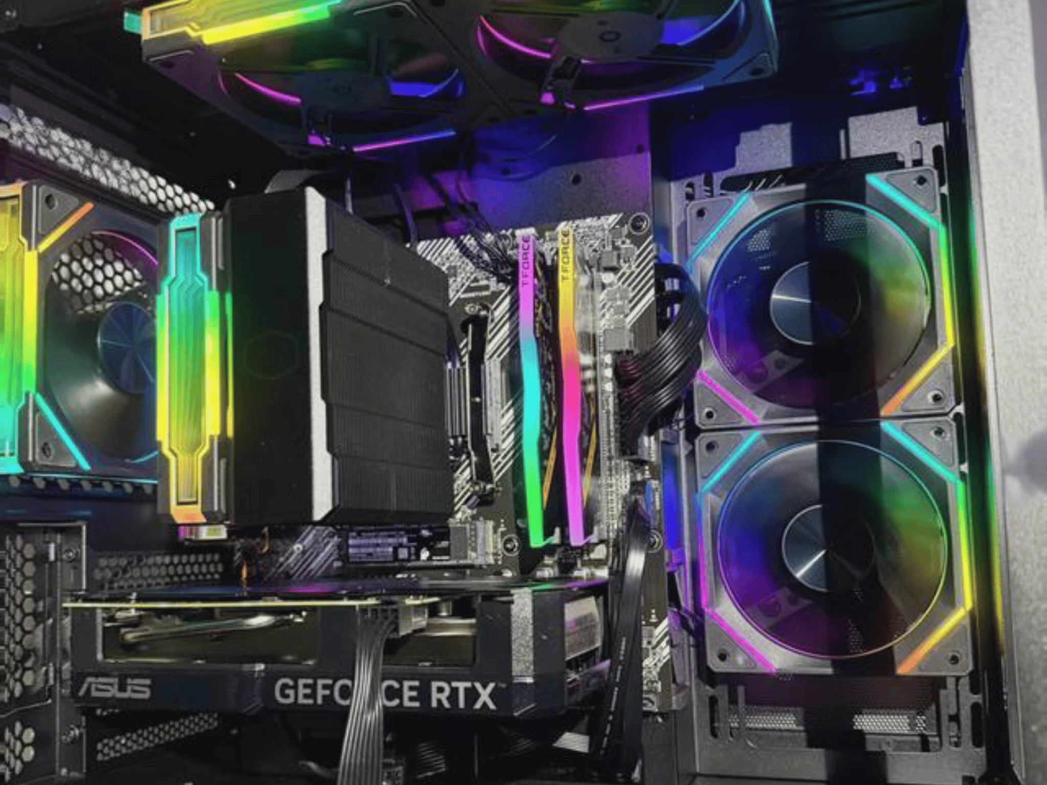 GLACIER GAMER🧊| RYZEN 5600X | NVIDIA 4060 | 32GB DDR4 | 1TB SSD | BT/WIFI