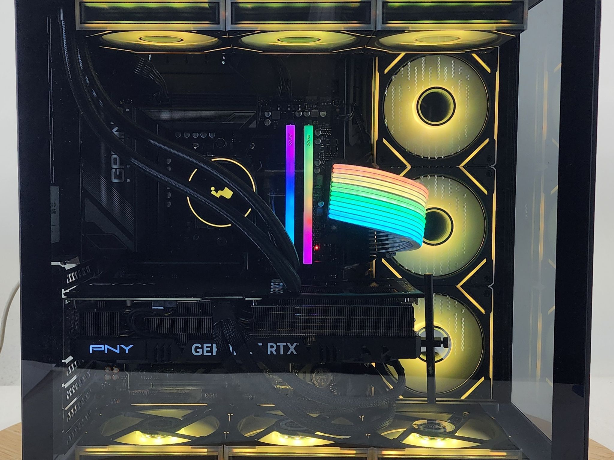 Gaming PC Ryzen 7 7800X3D 32GB RAM 2TB SSD RTX 4070 Ti SUPER 16GB Win11 Computer