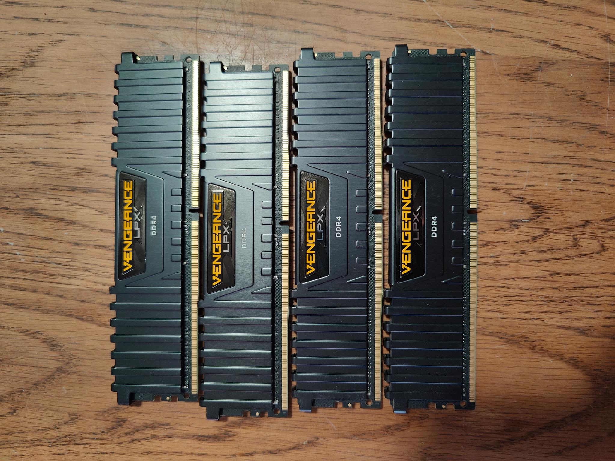 32GB (2x16GB) Corsair Vengeance LPX DDR4-3200 Memory - CMK32GX4M2E3200C16