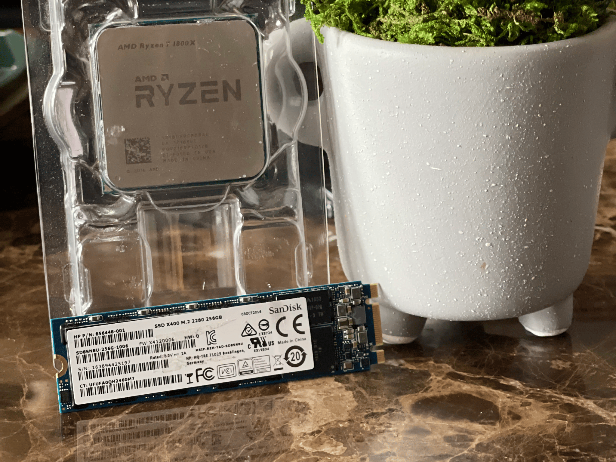 Ryzen 7 1800X + 256GB m.2 SSD
