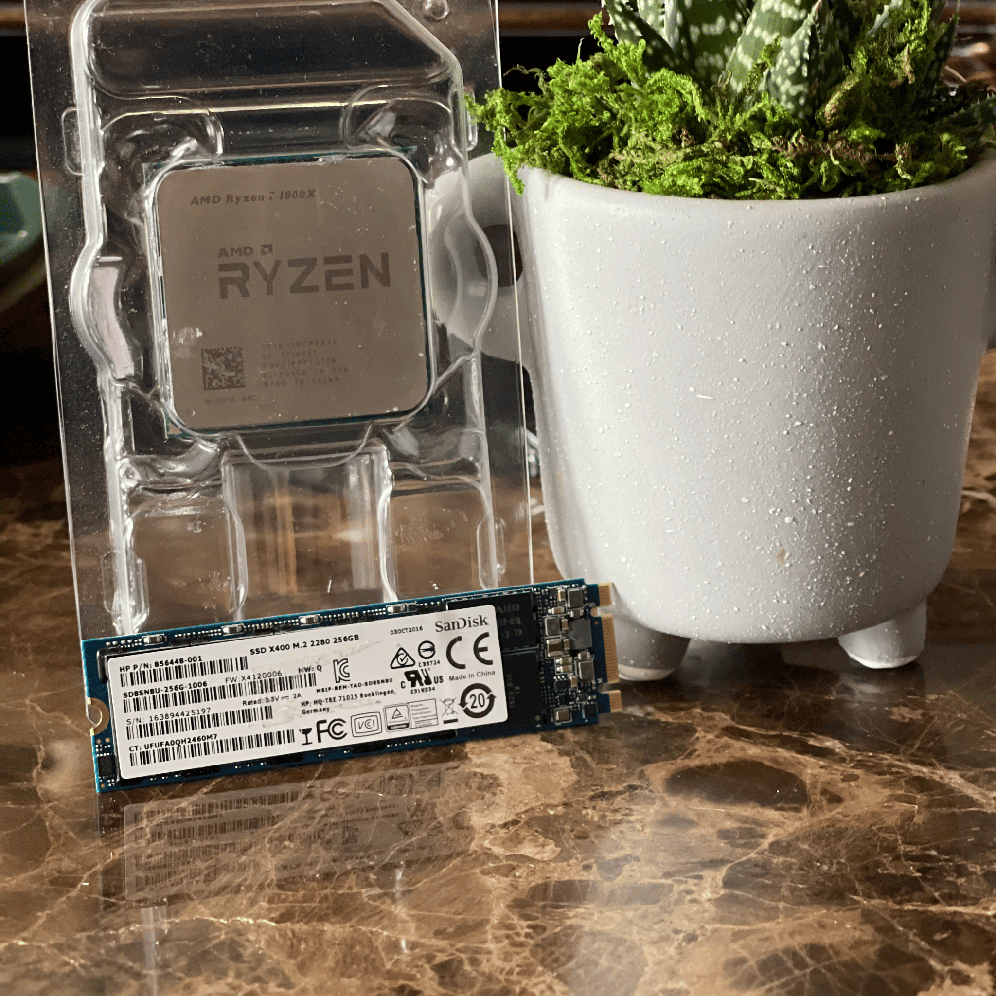 Ryzen 7 1800X + 256GB m.2 SSD