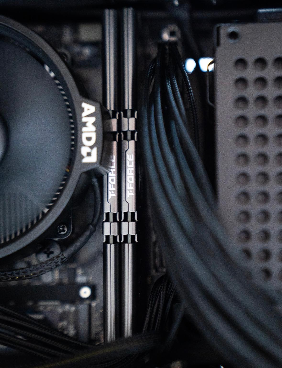 5060 Mini Itx Gaming pc
