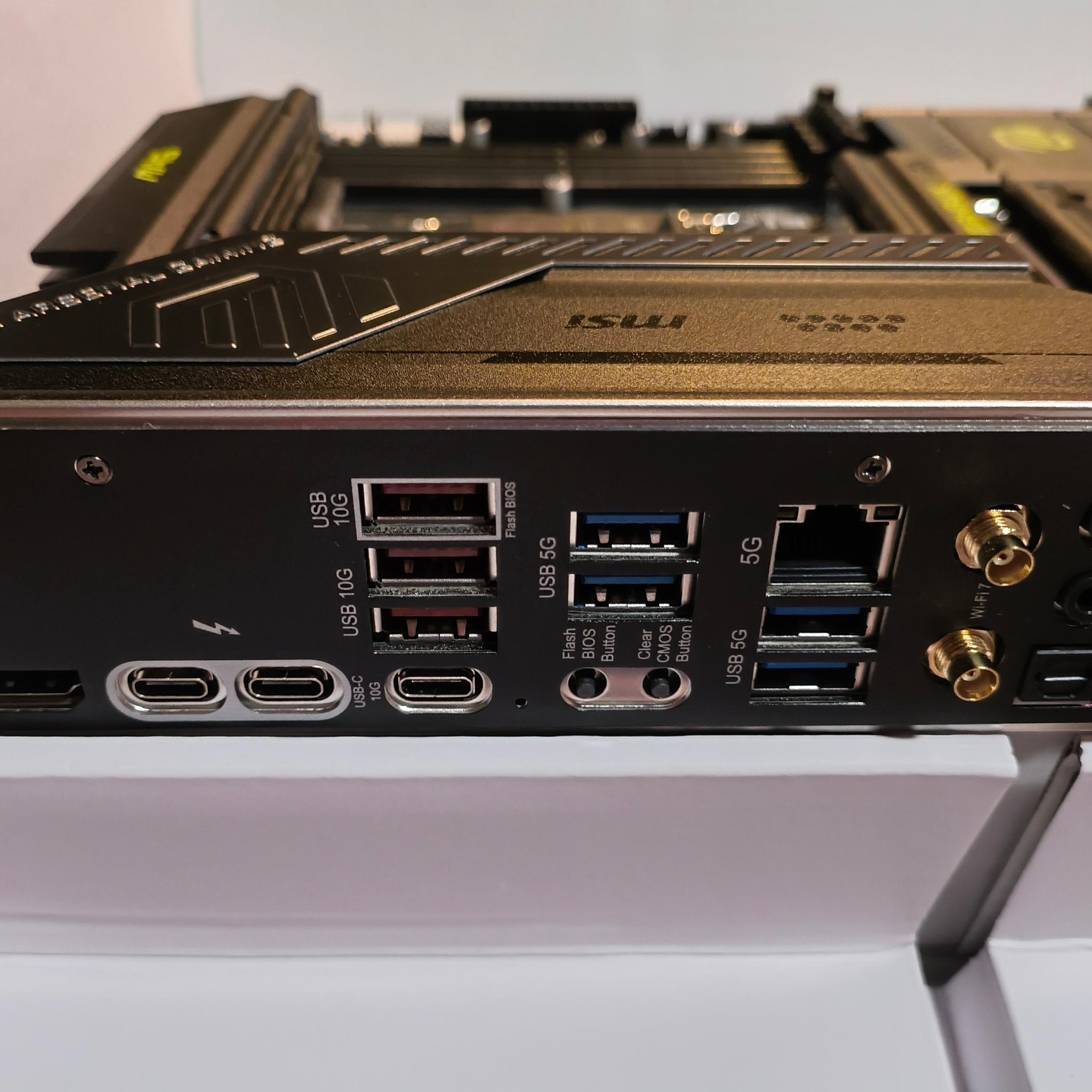 MSI MAG Z890 Tomahawk WiFi