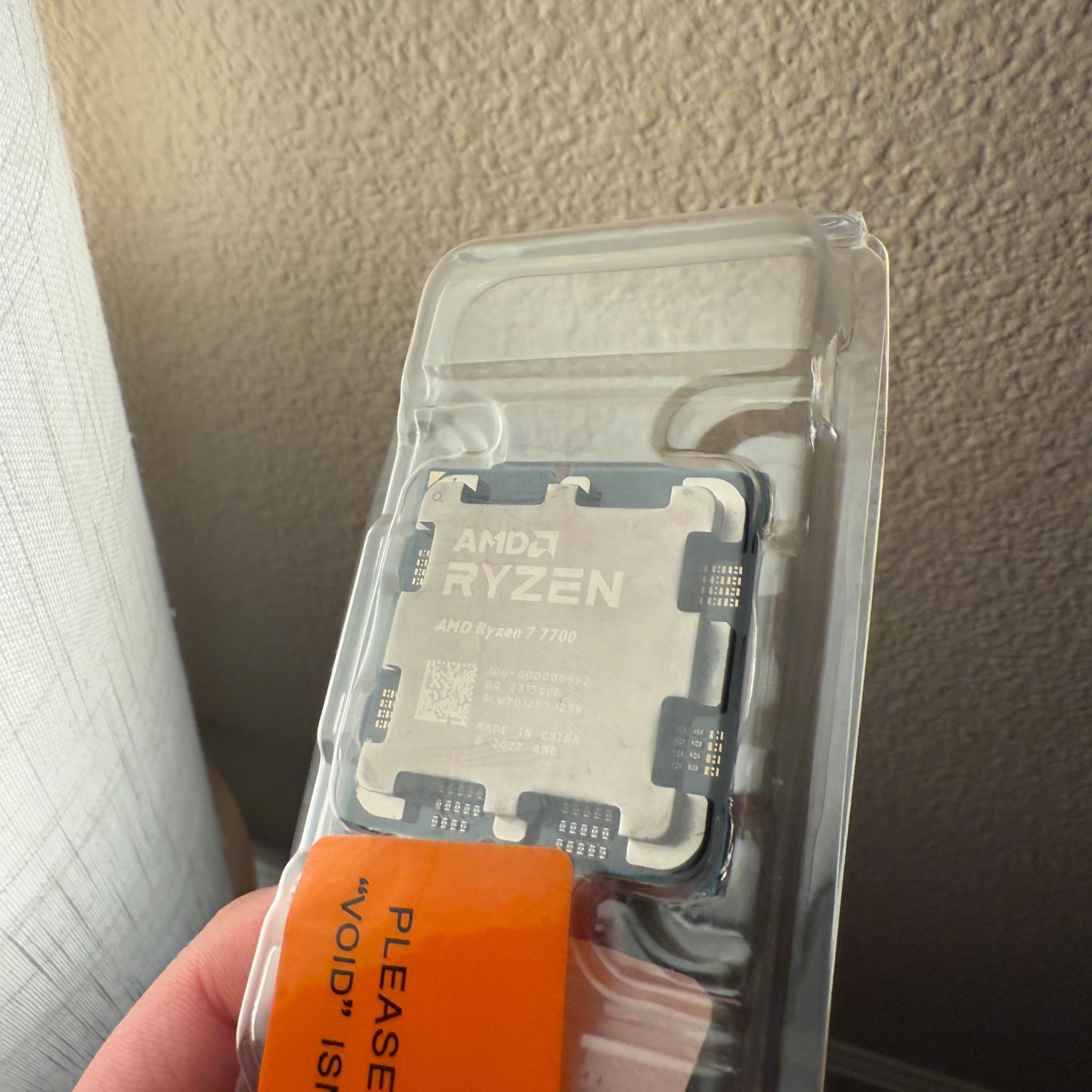AMD Ryzen 7 7700