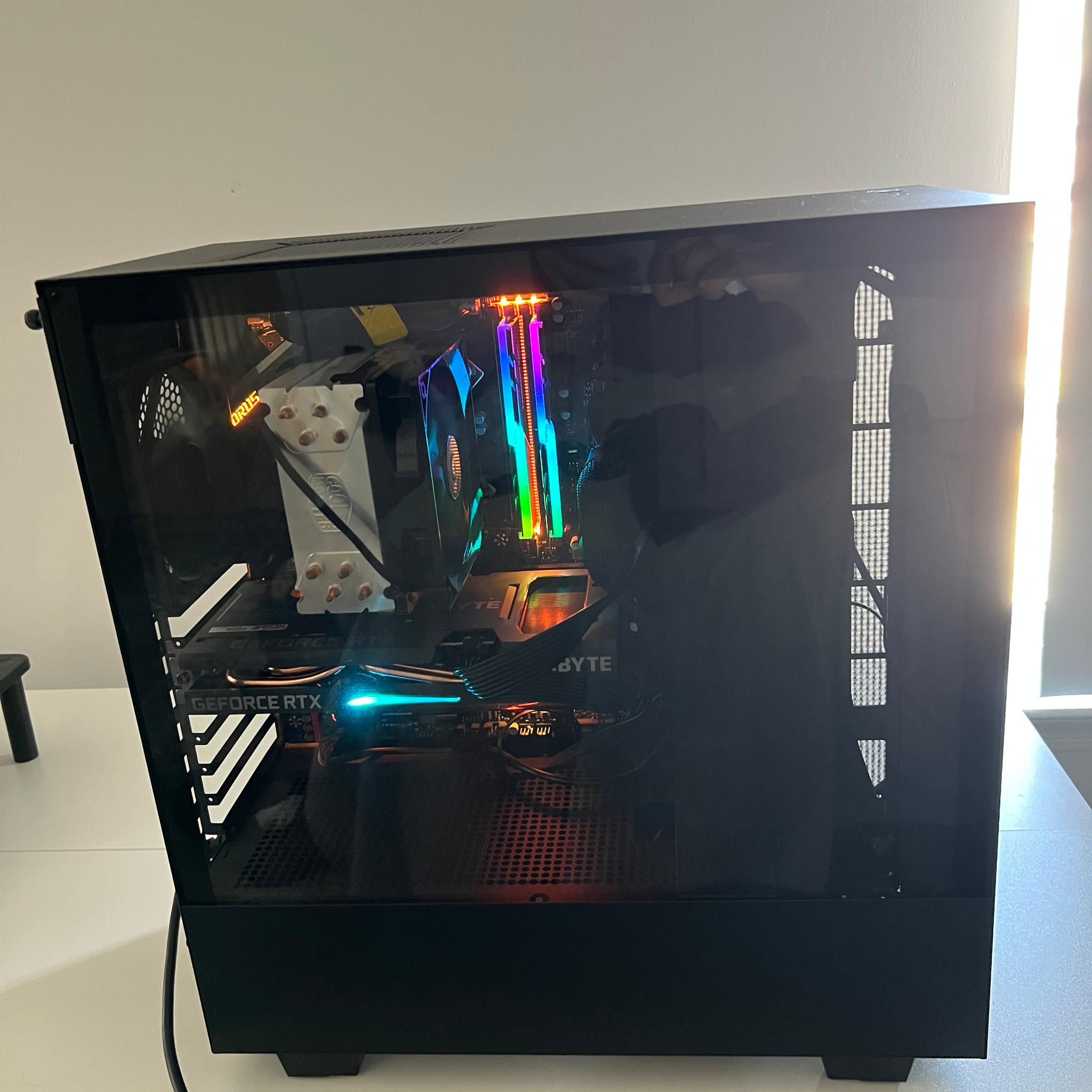 Custom Gaming PC Build