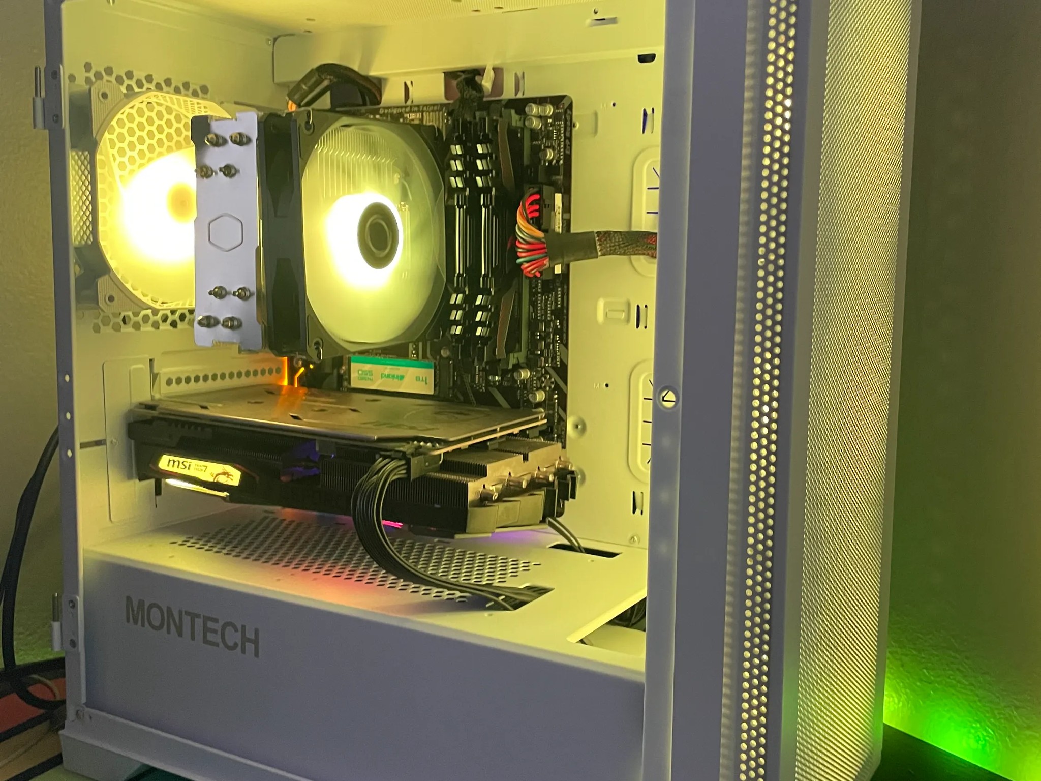 (SUMMER SALE!!)budget friendly RTX gaming pc{ryzen 3600,RTX 2060, 16gb Ram 3200mhz,1tb NVME,}