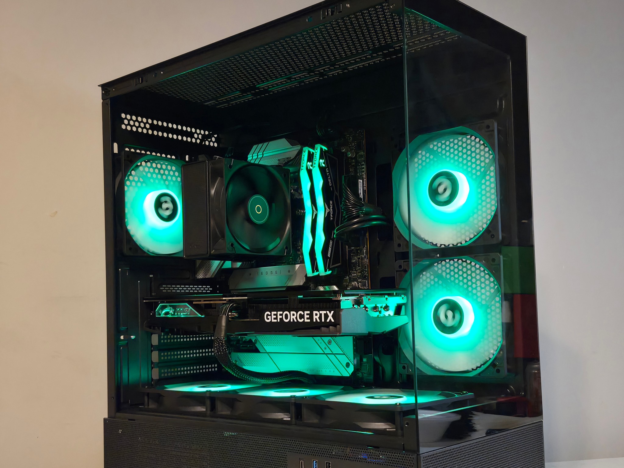 Gaming Pc - RTX 4070 SUPER | DDR5 32GB | I5 13600KF | 2TB SSD
