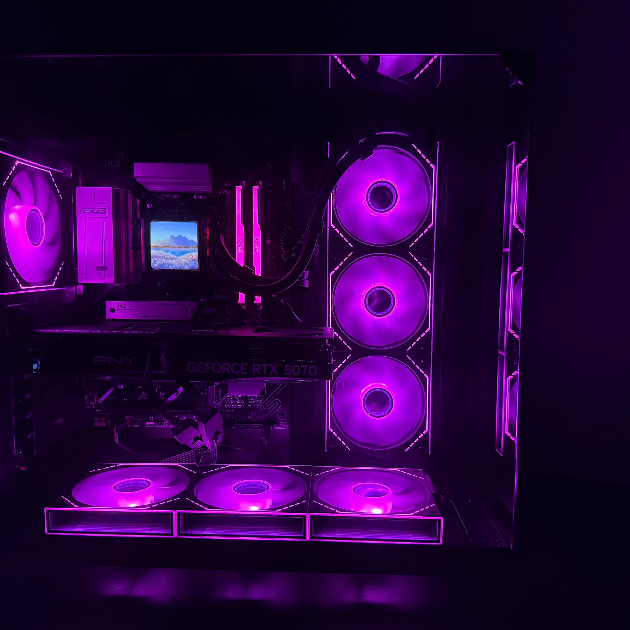 5070/9800x3D/32GB DDR5 Ram/2TB NVME