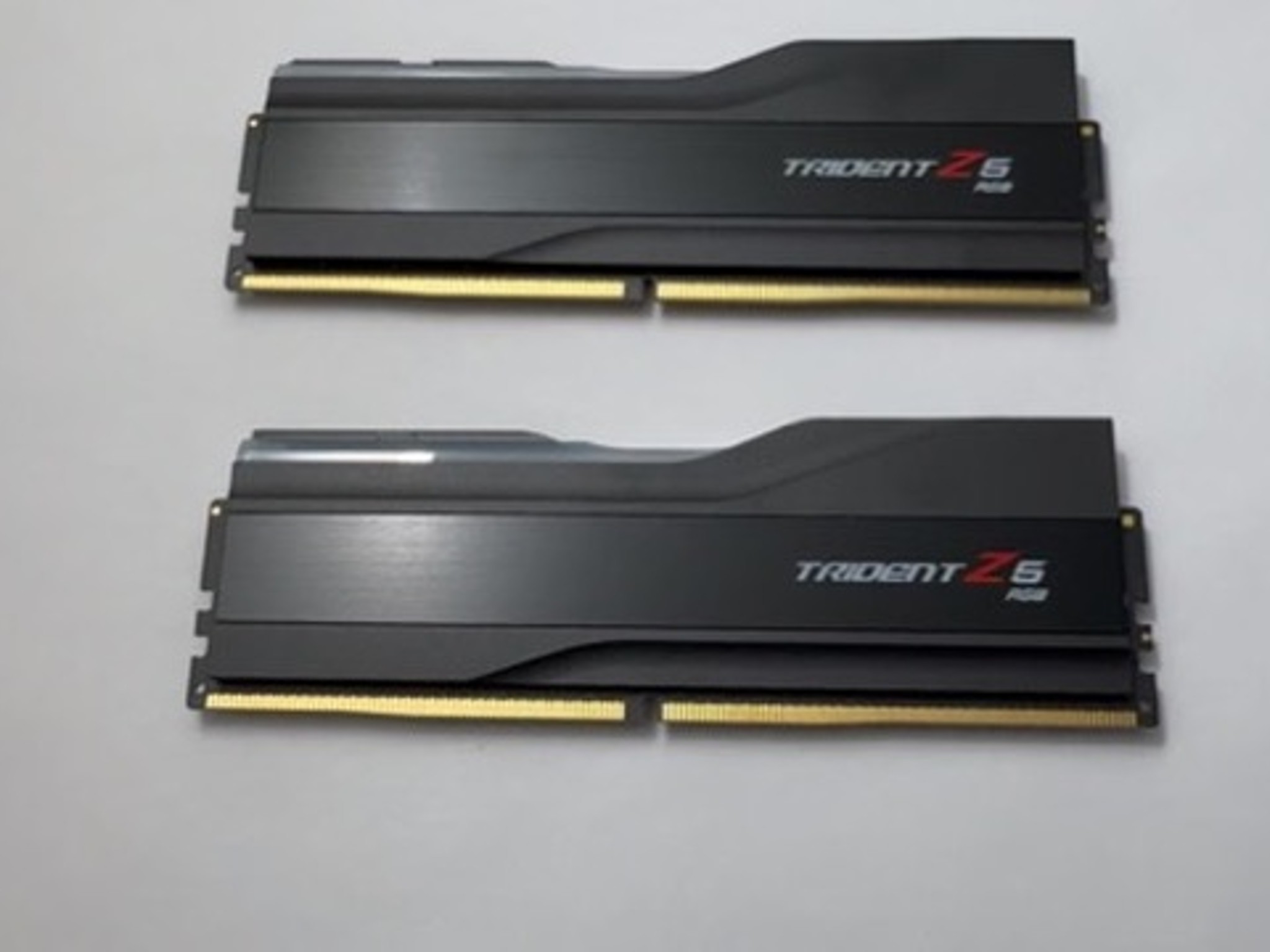 G.SKILL Trident Z5 RGB 64GB (2 x 32GB) 288-Pin PC RAM DDR5 6400 Model F5-6400J3239G32GX2-TZ5RK