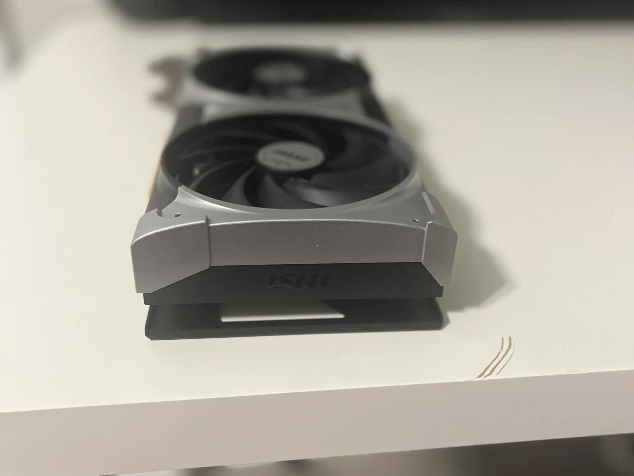 MSI GeForce RTX 5070 12G VENTUS 2X OC