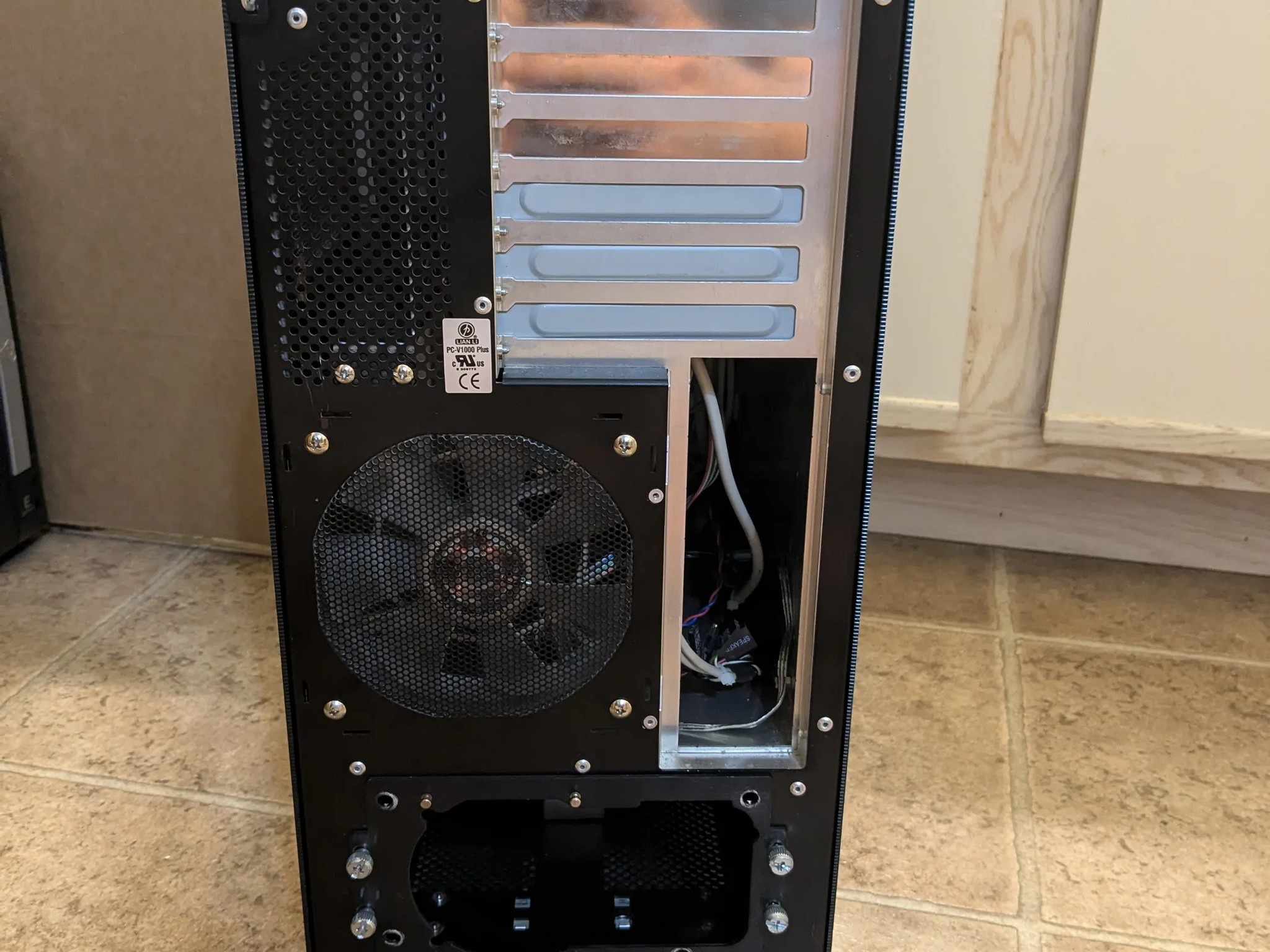 Lian Li V1000 Retro Mac Pro Hackintosh ATX Case
