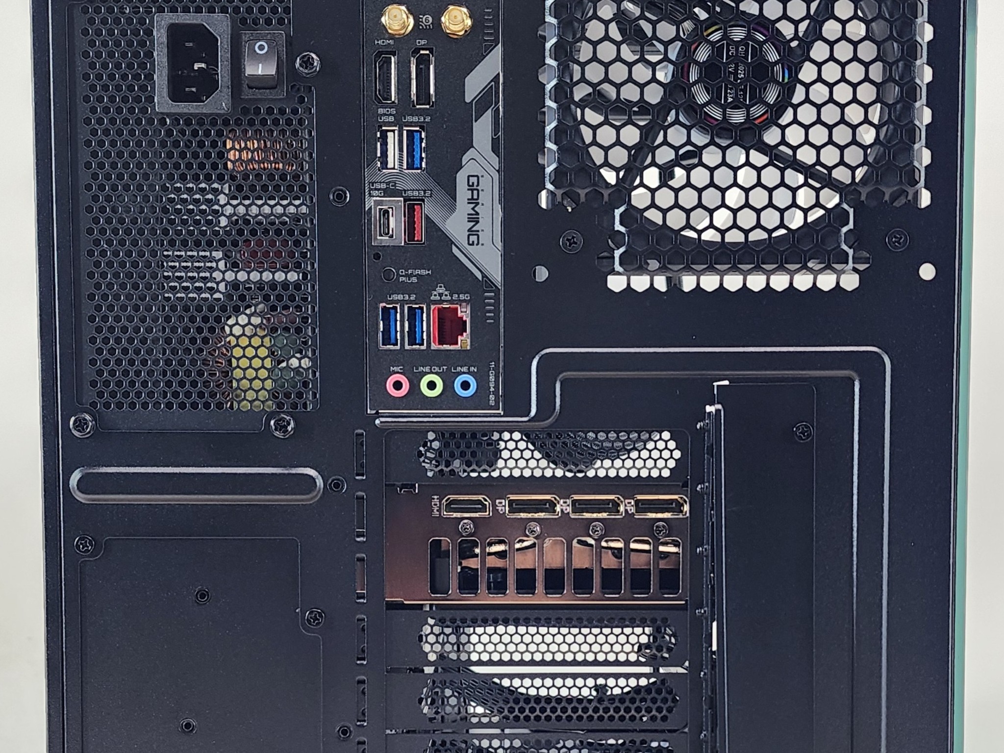 Gaming PC Ryzen 9 9900X 32GB RAM 1TB SSD RTX 5070 Ti 16GB Windows 11 Computer