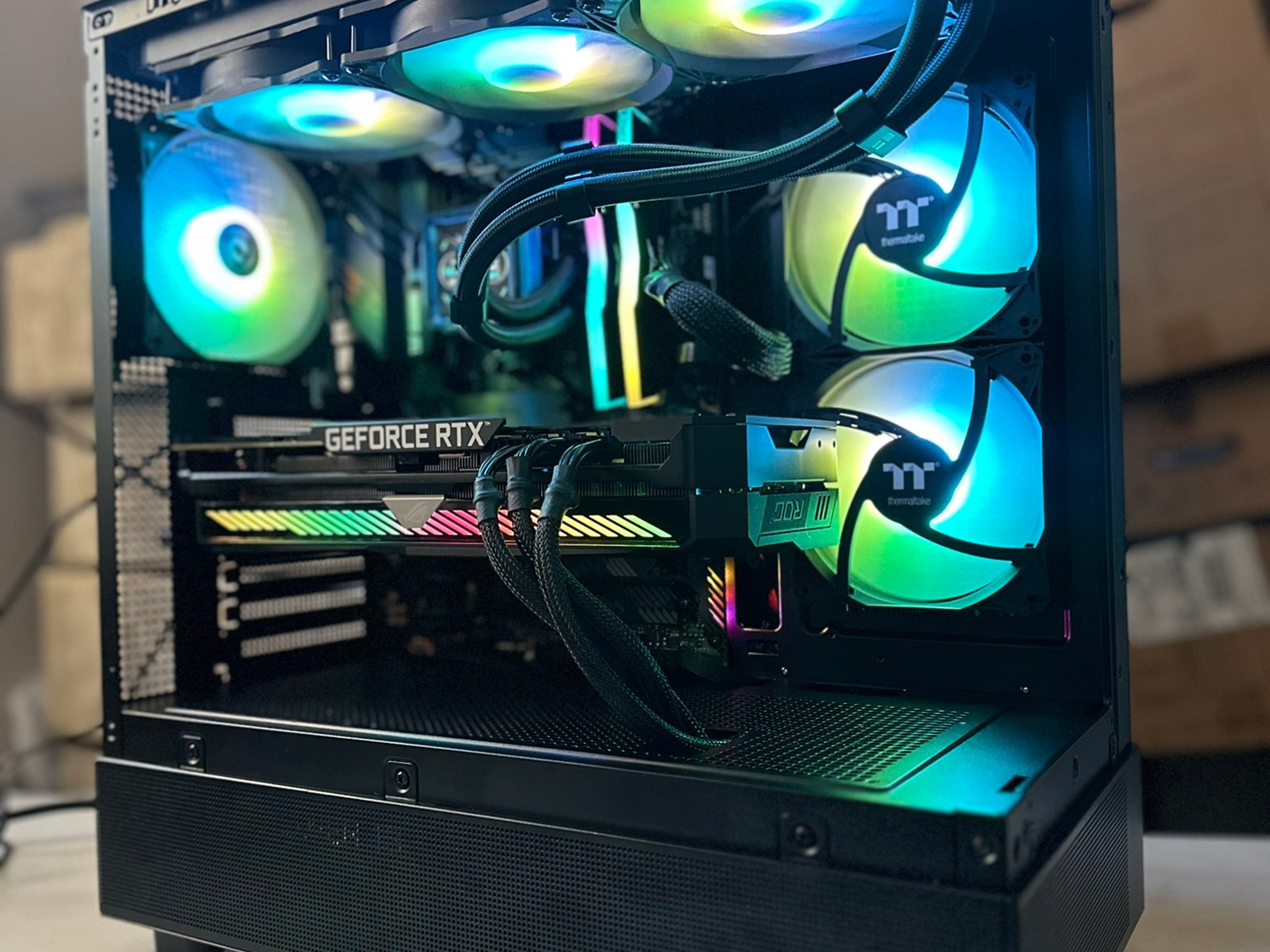 Ryzen 7 5800XT / RTX 3080 Ti / 1TB NVME / 32GB RAM