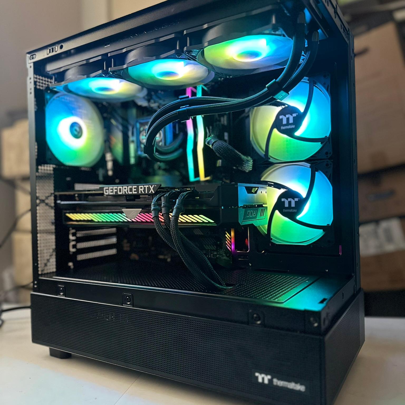 Ryzen 7 5800XT / RTX 3080 Ti / 1TB NVME / 32GB RAM