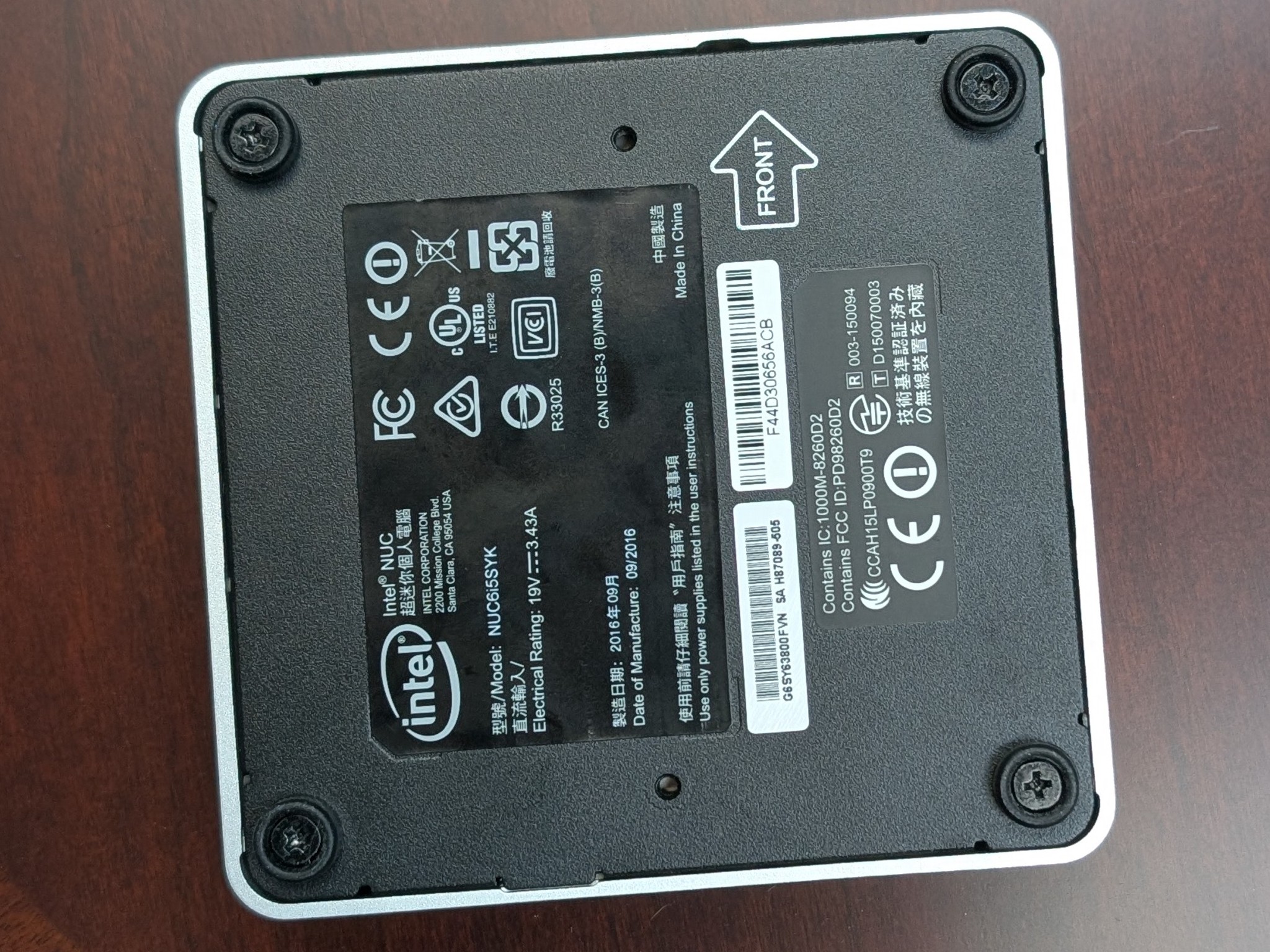 Emulation machine, Intel NUC 6th gen i5, 128GB SSD, 8GB RAM, Batocera preconfigured