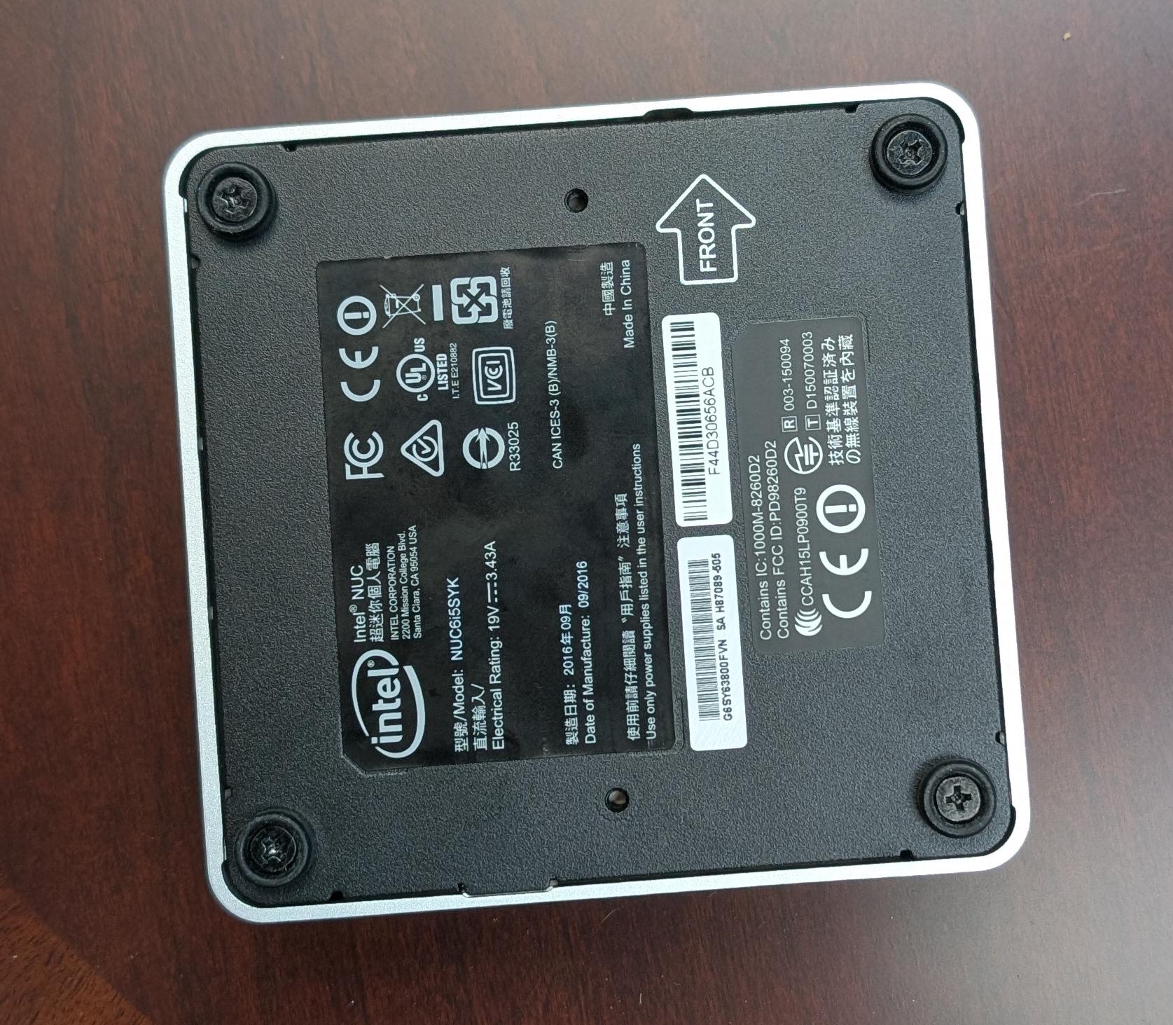 Emulation machine, Intel NUC 6th gen i5, 128GB SSD, 8GB RAM, Batocera preconfigured