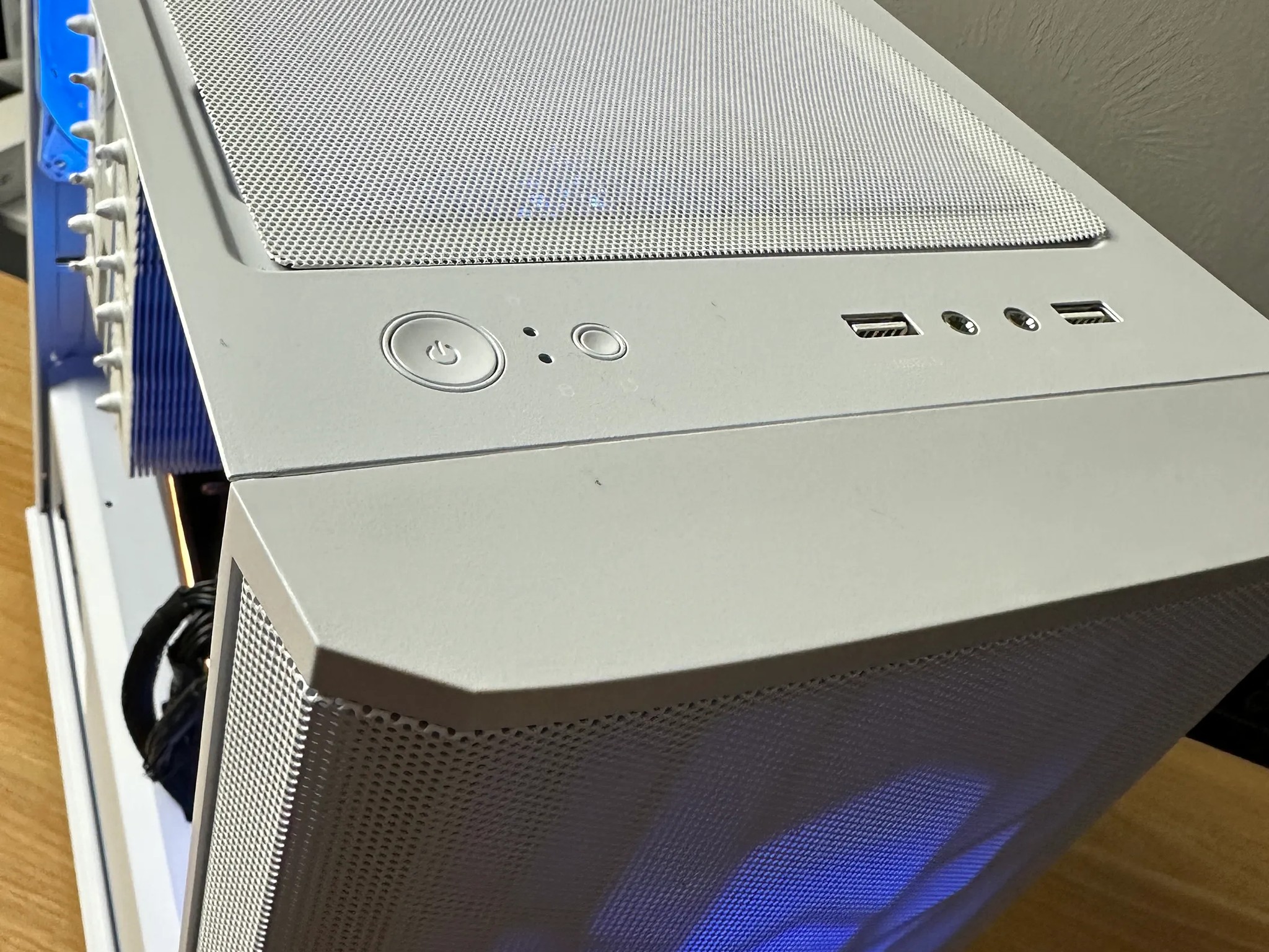 6700XT + Intel Core 12600KF + 32GB DDR5 RAM! Gaming + Streaming Custom Gaming PC in 1440p