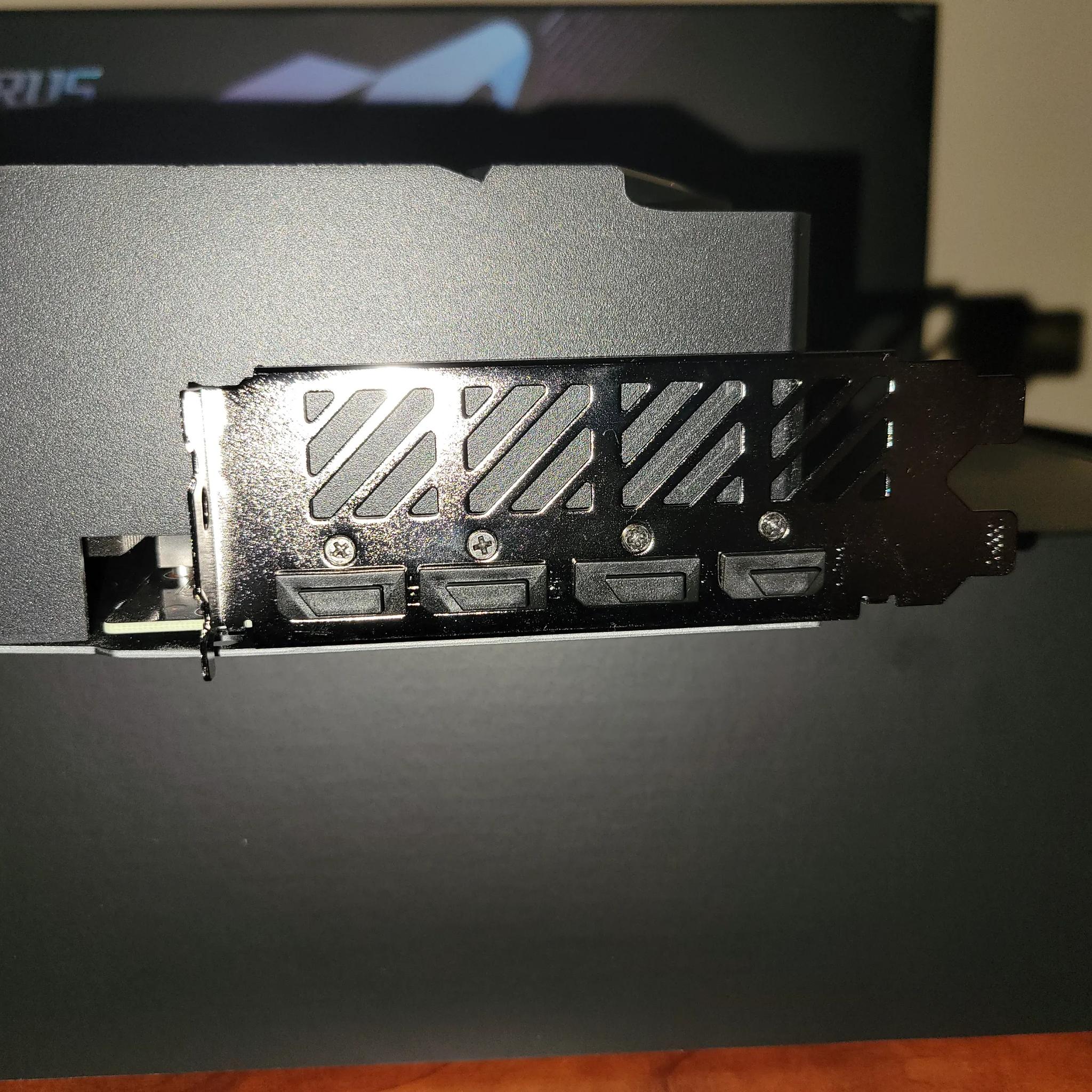 GIGABYTE GeForce RTX 4070 Ti Super Master 16GB 256-bit GDDR6X