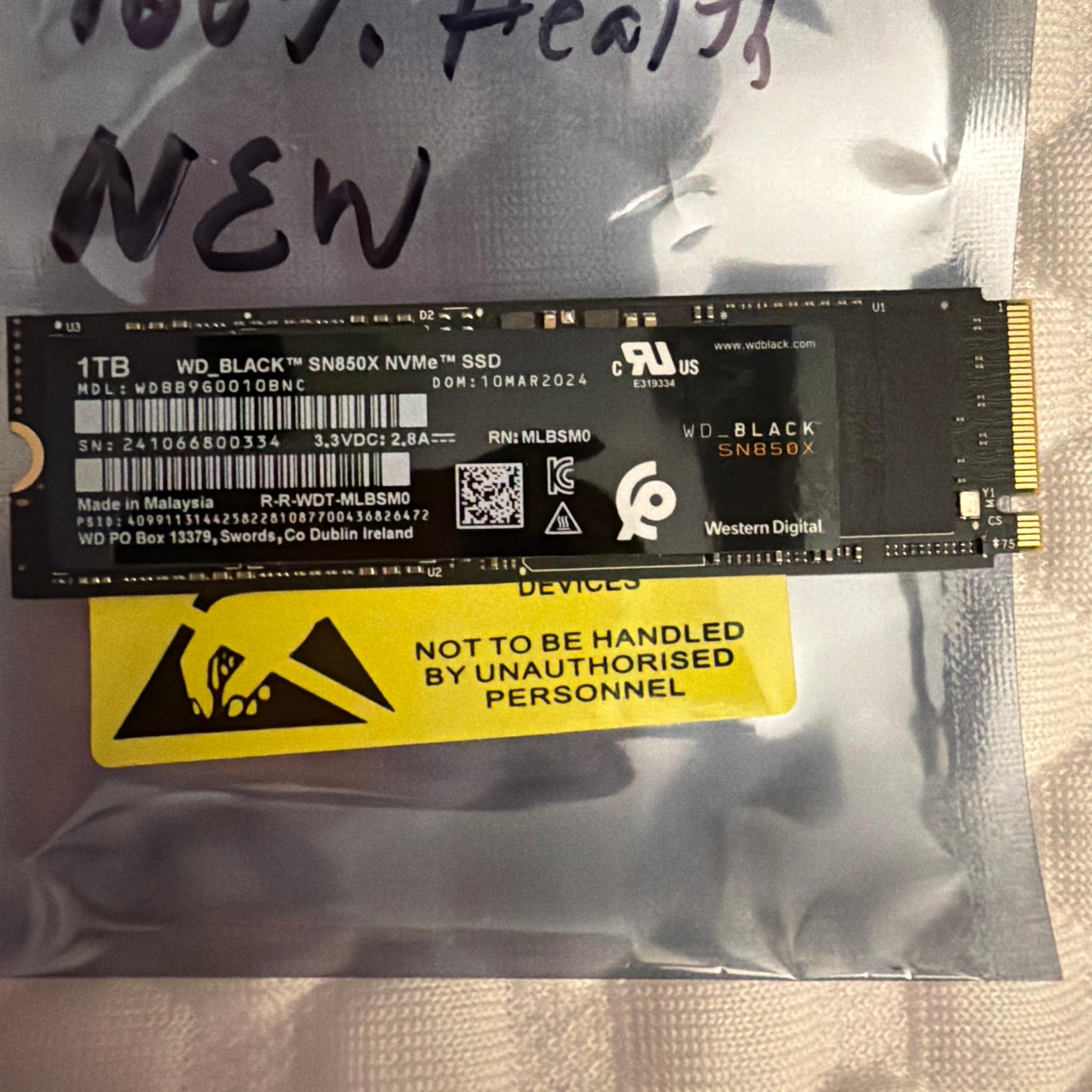 NEW WD_BLACK SN850X 1TB Gen4 NVMe M.2 SSD | Up to 7,300 MB/s PCIe 4.0