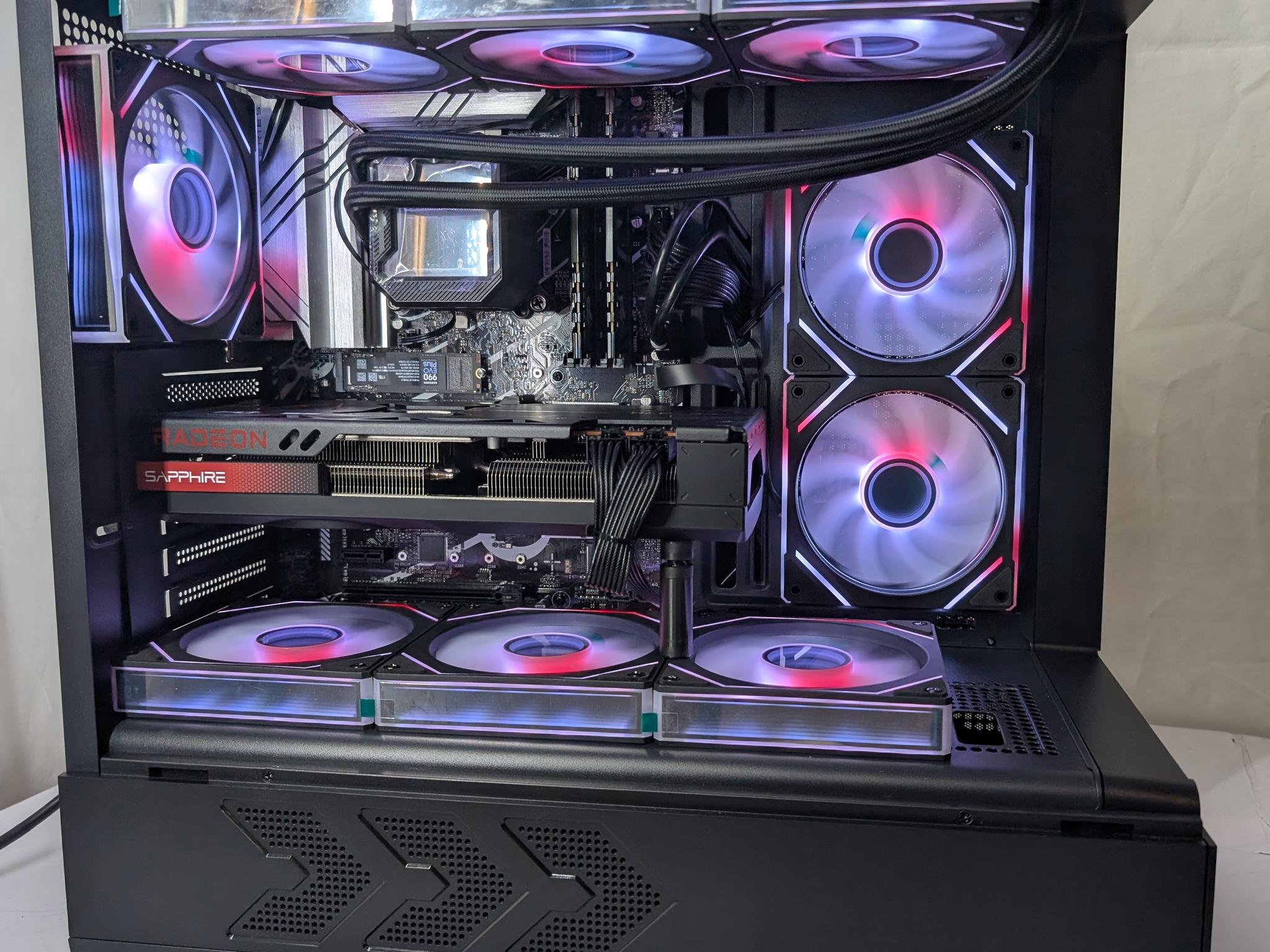 RX 7800XT | I5 12400F | 16GB DDR5 | 1TB NVME | 650W |