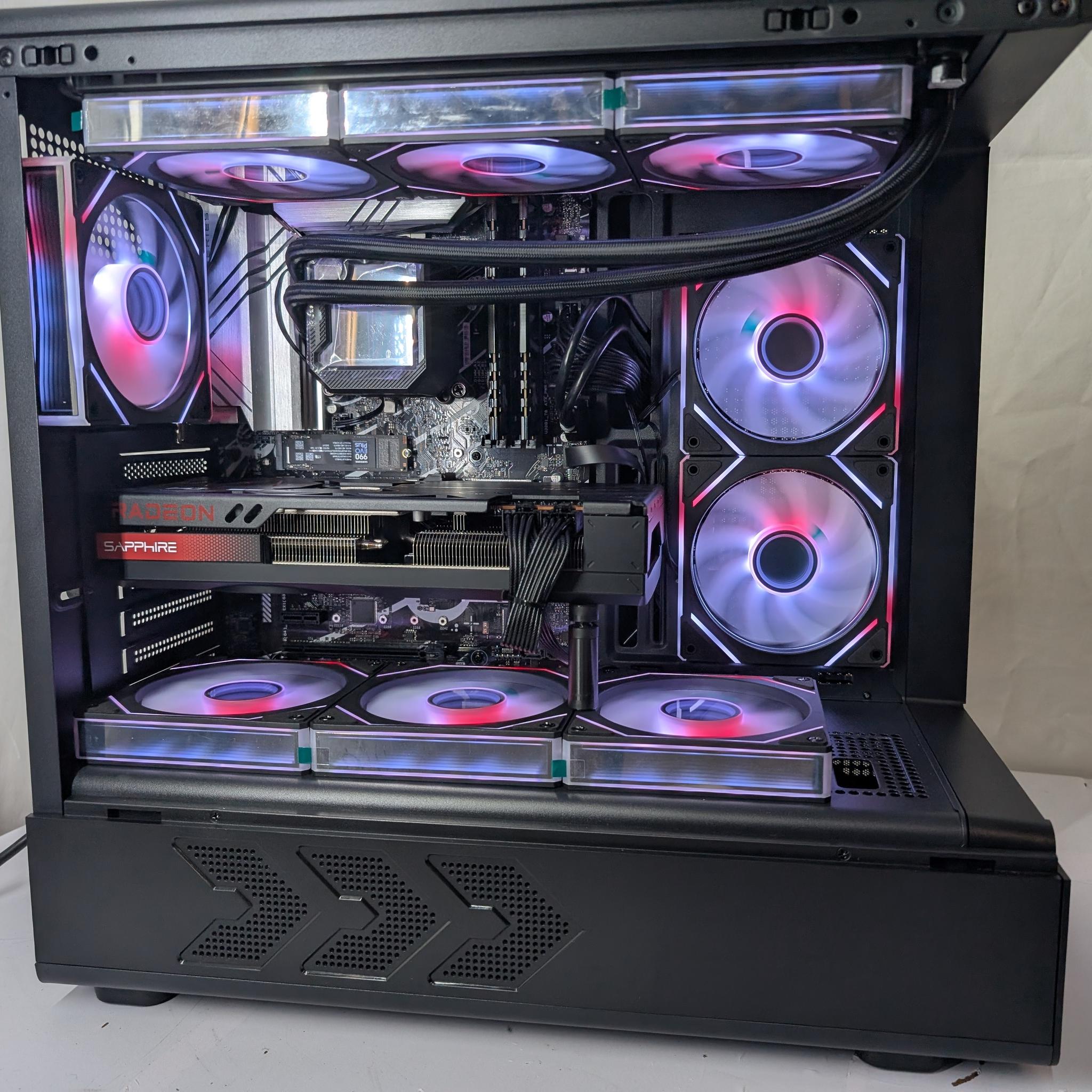RX 7800XT | I5 12400F | 16GB DDR5 | 1TB NVME | 650W |