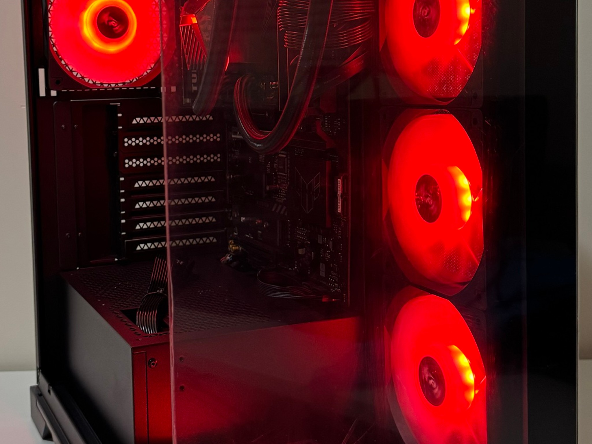 AMD X3D Ryzen 5 7500X3D 32GB DDR5 RAM 1TB Gen5 NVMe SSD ASUS B650E-E TUF MONTECH 850W Barebone PC