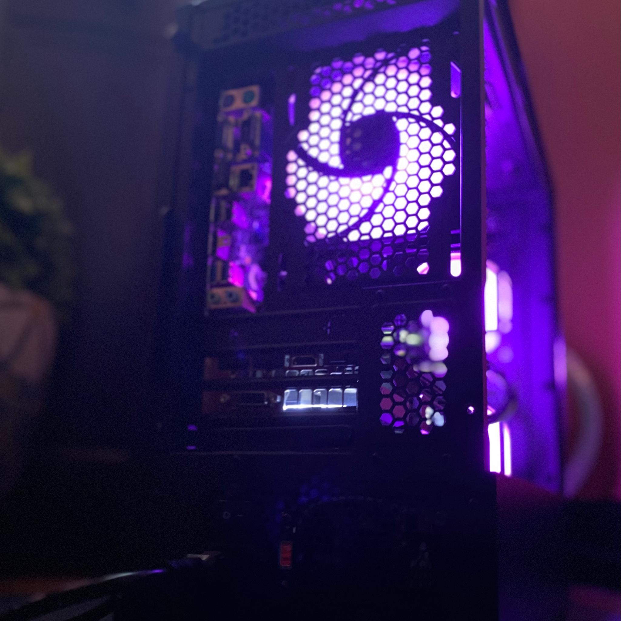 Dark Nitro 💥|I7-6700 |GTX 1070 8GB| 16GB DDR4 RAM| 1TB SSD| Windows 11 Pro