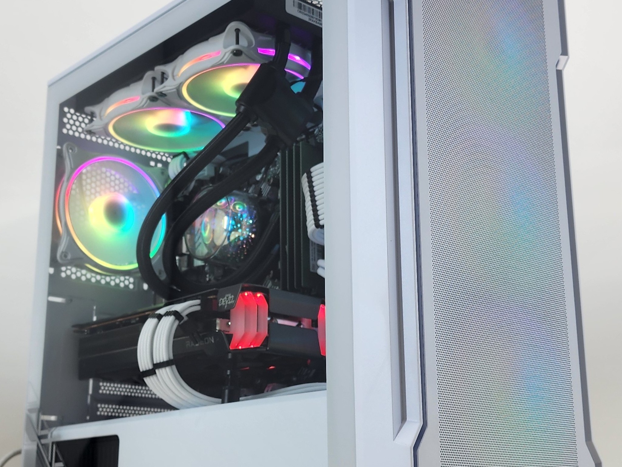 Gaming PC Ryzen 7 5700X 16GB RAM 500GB SSD RX 6600 XT 8GB Windows 11 Computer