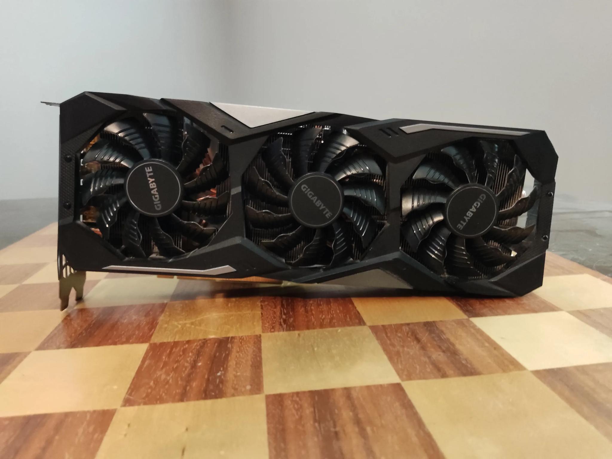 Gigabyte RTX 2080 Super Triple Fan GPU