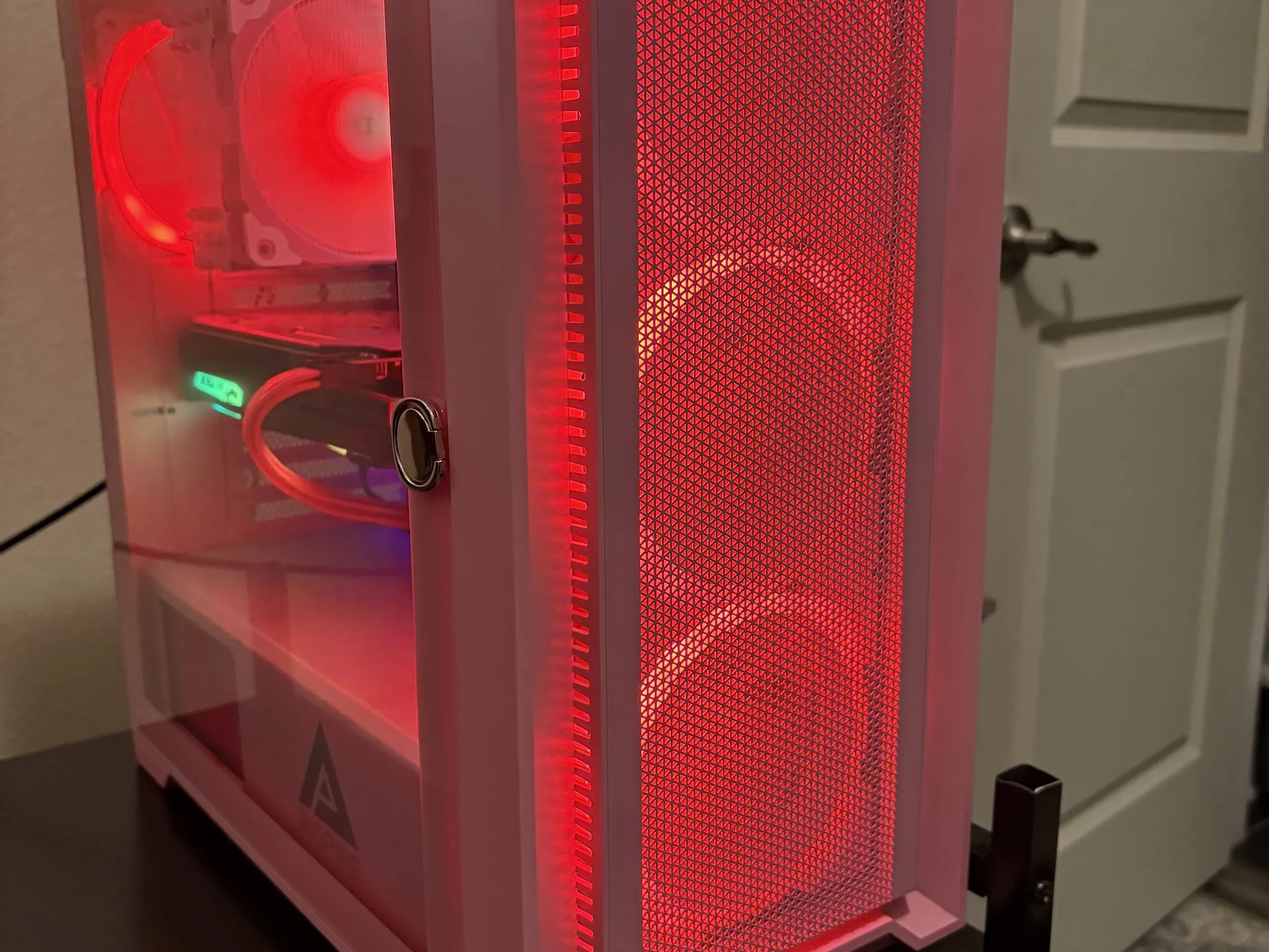 Perfect Pink Starter PC For Your Girlfriend | 2700X + 2060