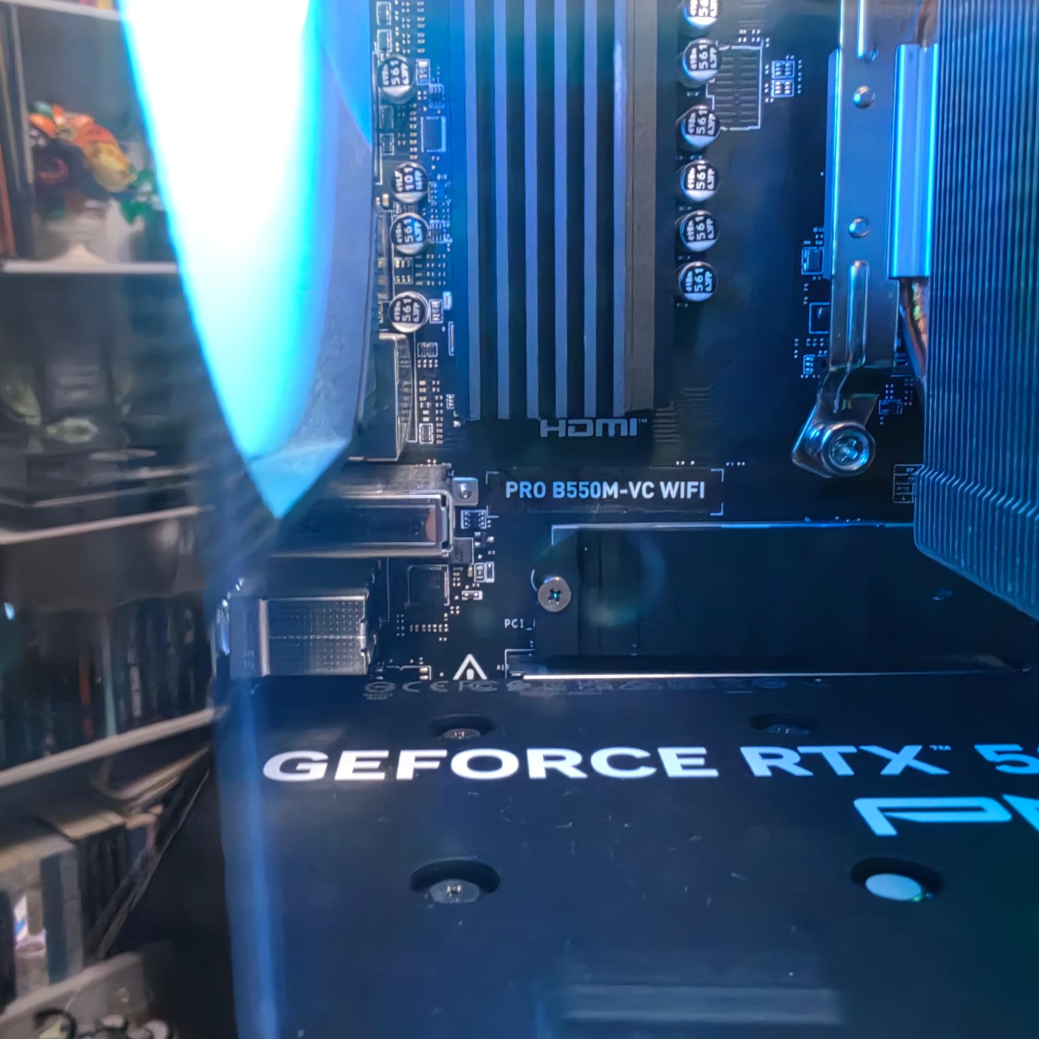 RYZEN 5 5500|RTX 5060|16GB RAM|512GB SSD| Great Gaming Starter