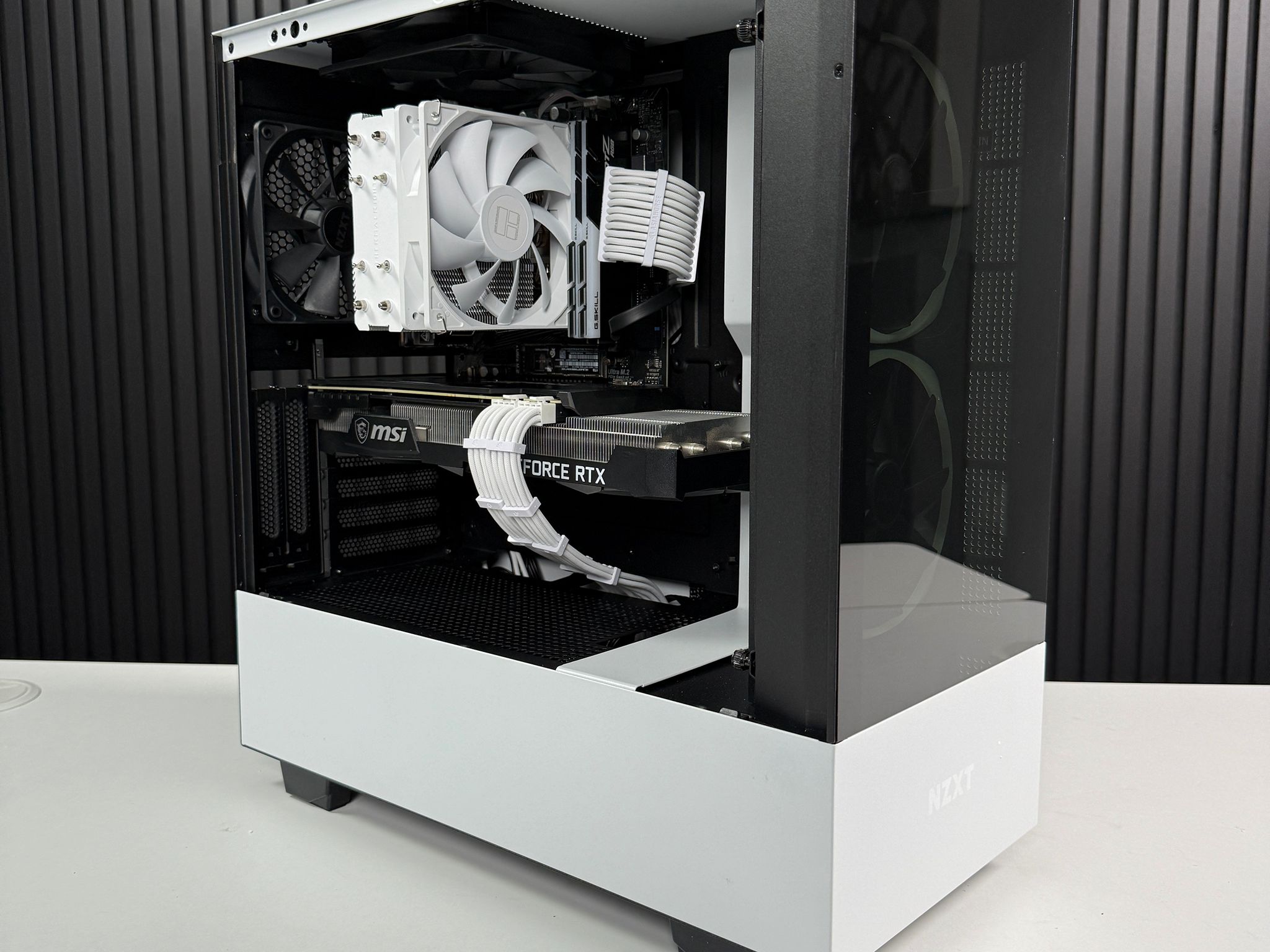 Clean 1440P Gaming PC (RYZEN 5, RTX 3070)