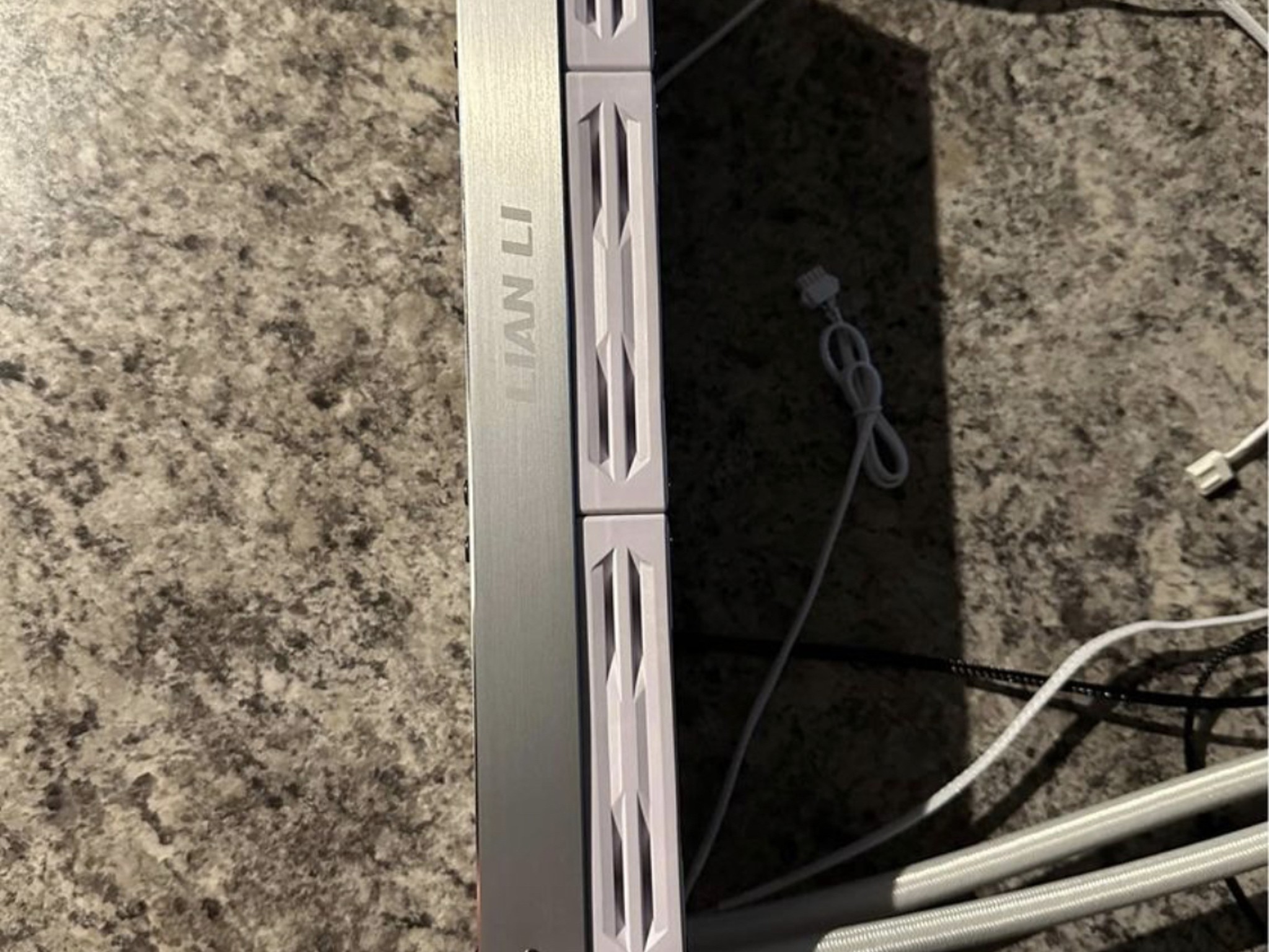 Lian li White AIO 360 Cooler