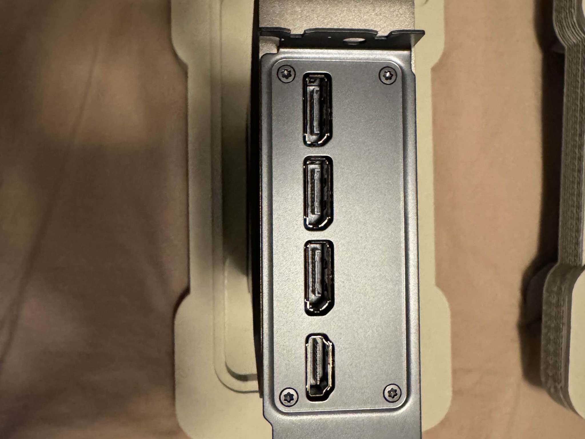 NVIDIA GeForce RTX 5080 Founders Edition