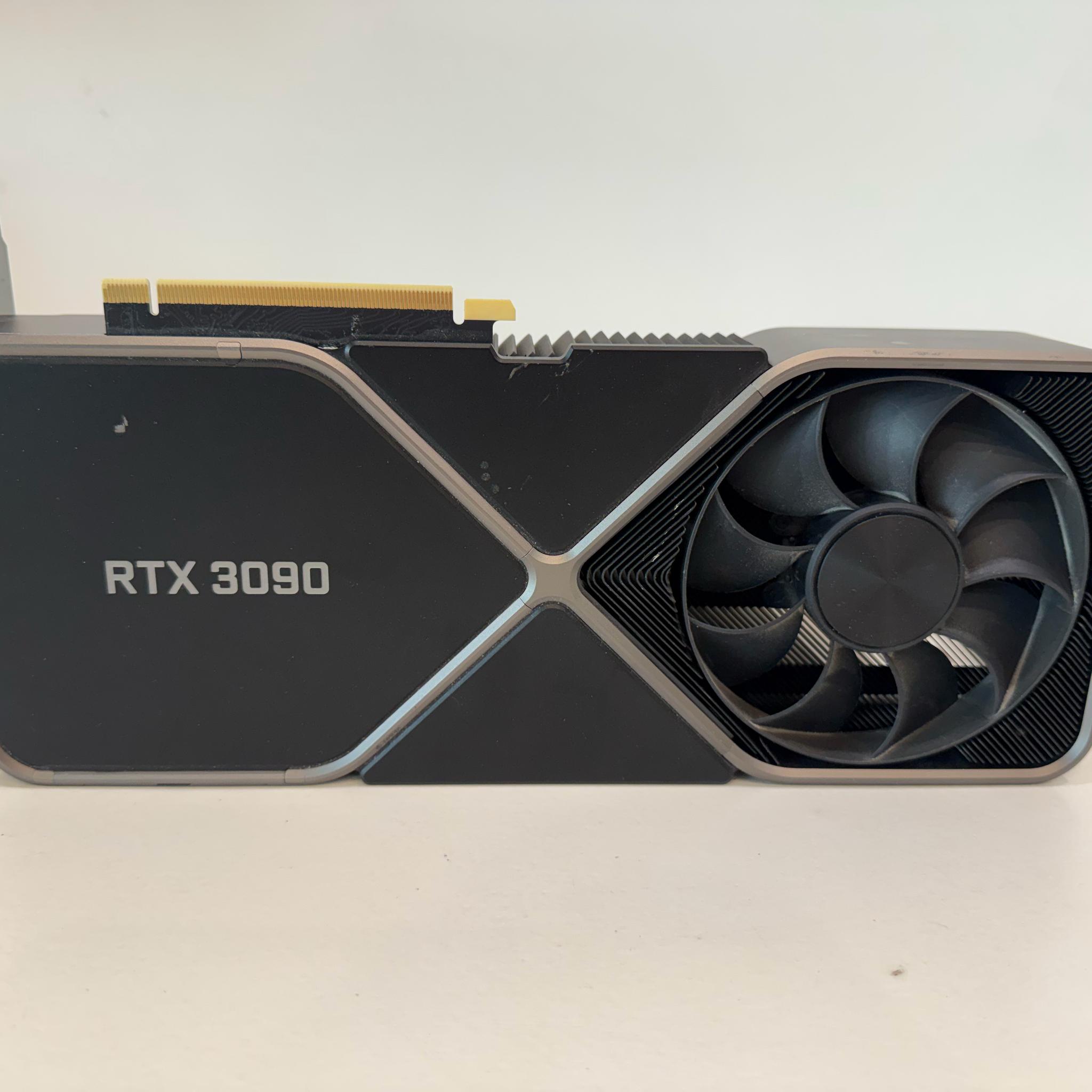 NVIDIA GeForce RTX 3090 Founders Edition 24GB GDDR6X