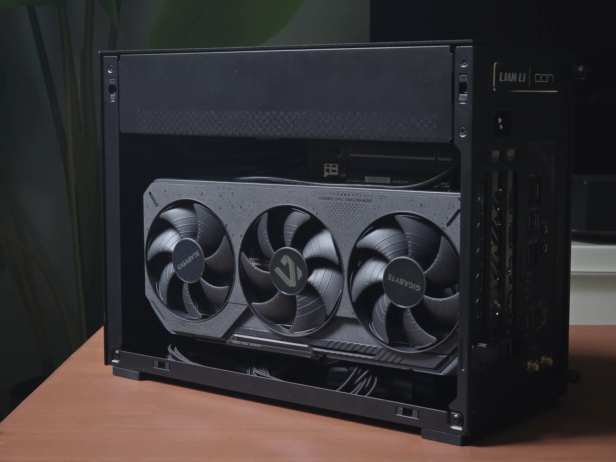 AMD Ryzen 7800X3D | RX 9070 XT 16GB | 32GB RAM | 2TB NVMe SSD | 11 Ltr Custom SFF Gaming PC