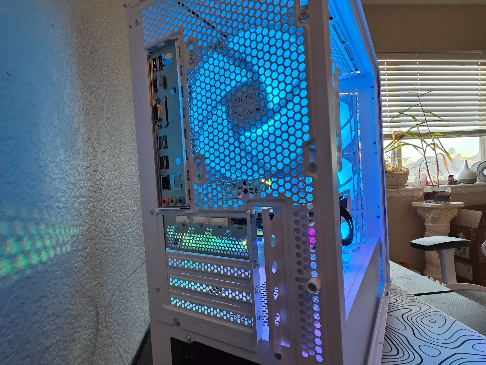 Aesthetic frost white gaming pc !(NEW)!