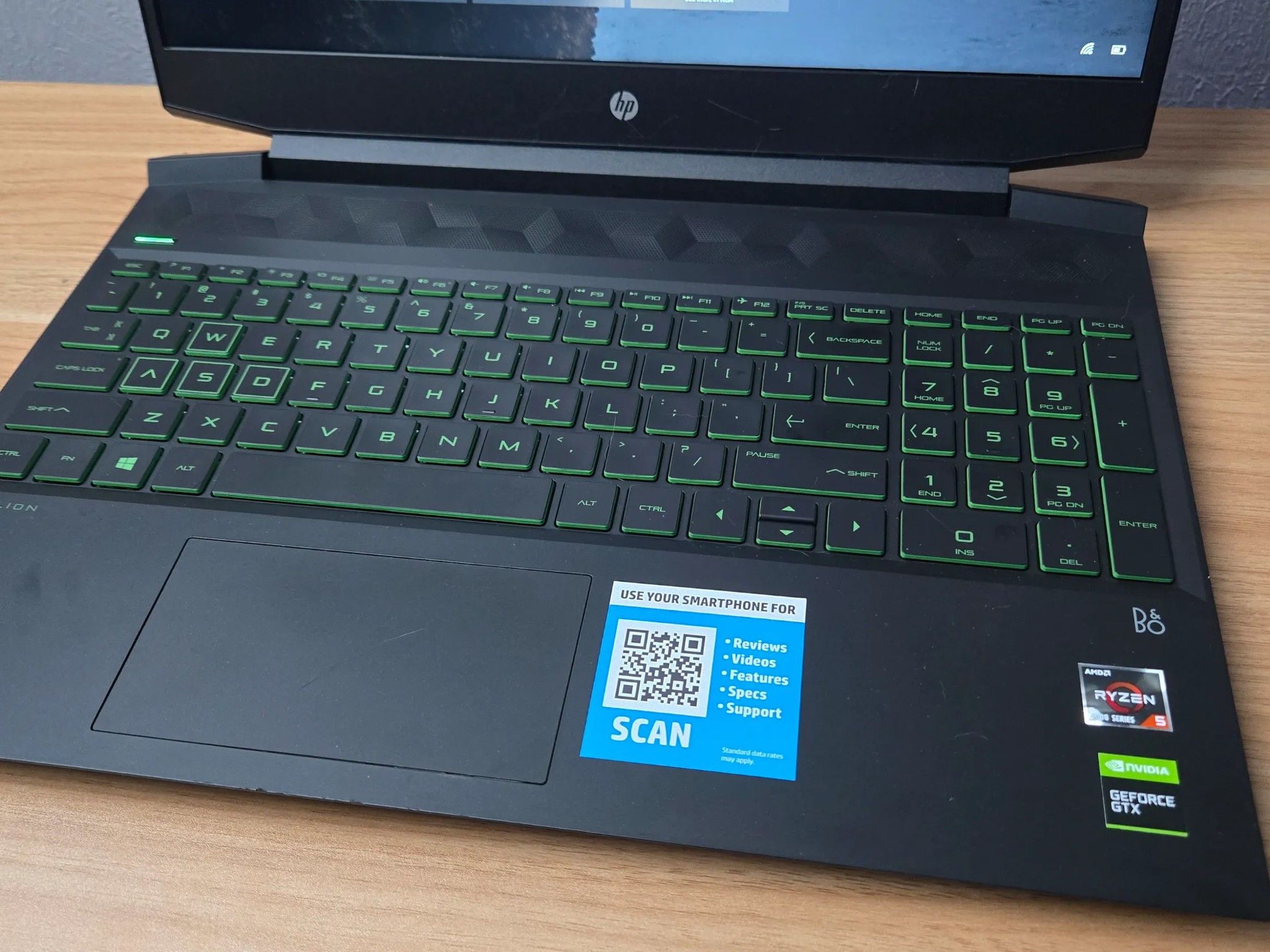 HP Gaming Laptop 15.6" - GTX 1650 + Ryzen 5 4600H