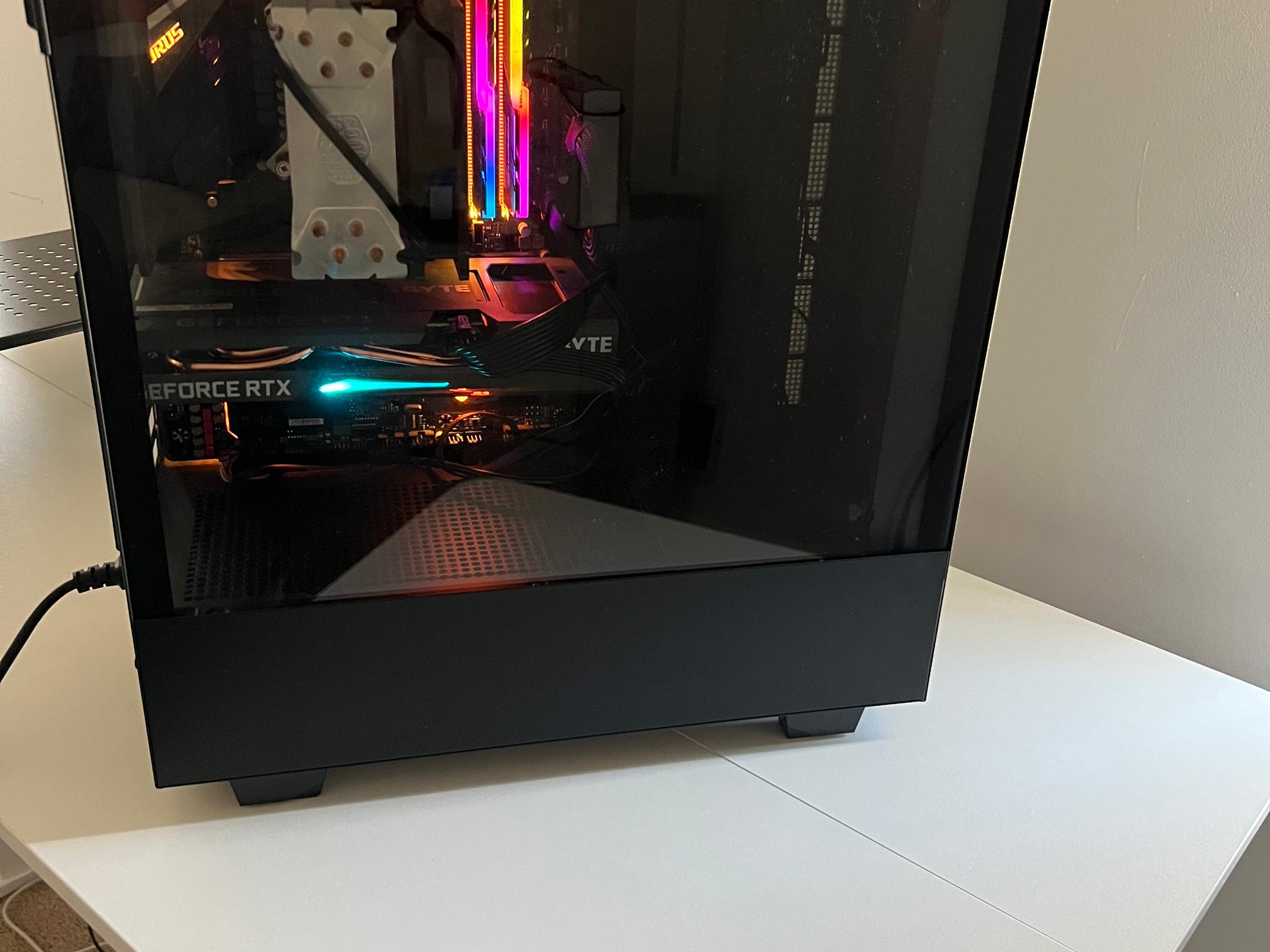Custom Gaming PC Build