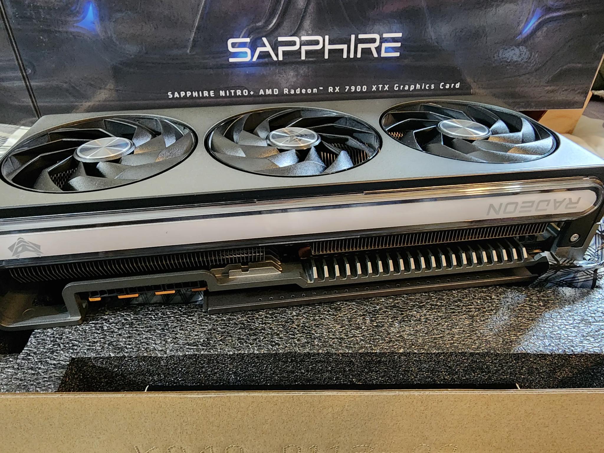 Sapphire NITRO+ AMD Radeon™ RX 7900 XTX Vapor-X 24GB  7900XTX