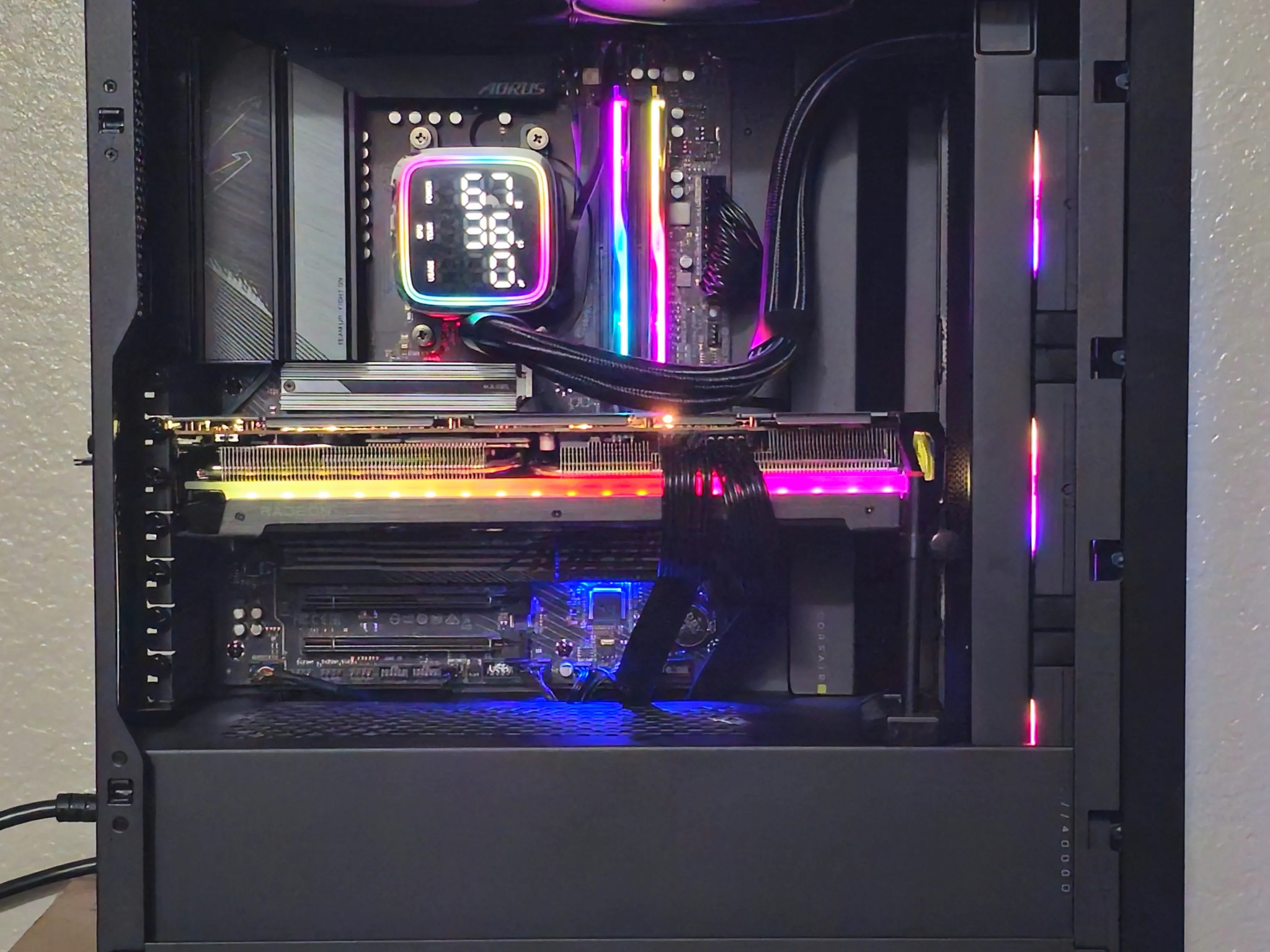 Ryzen 7 7700x | Red Devil 7900 GRE | 32gb DDR5 | 2TB SSD | 750w PSU