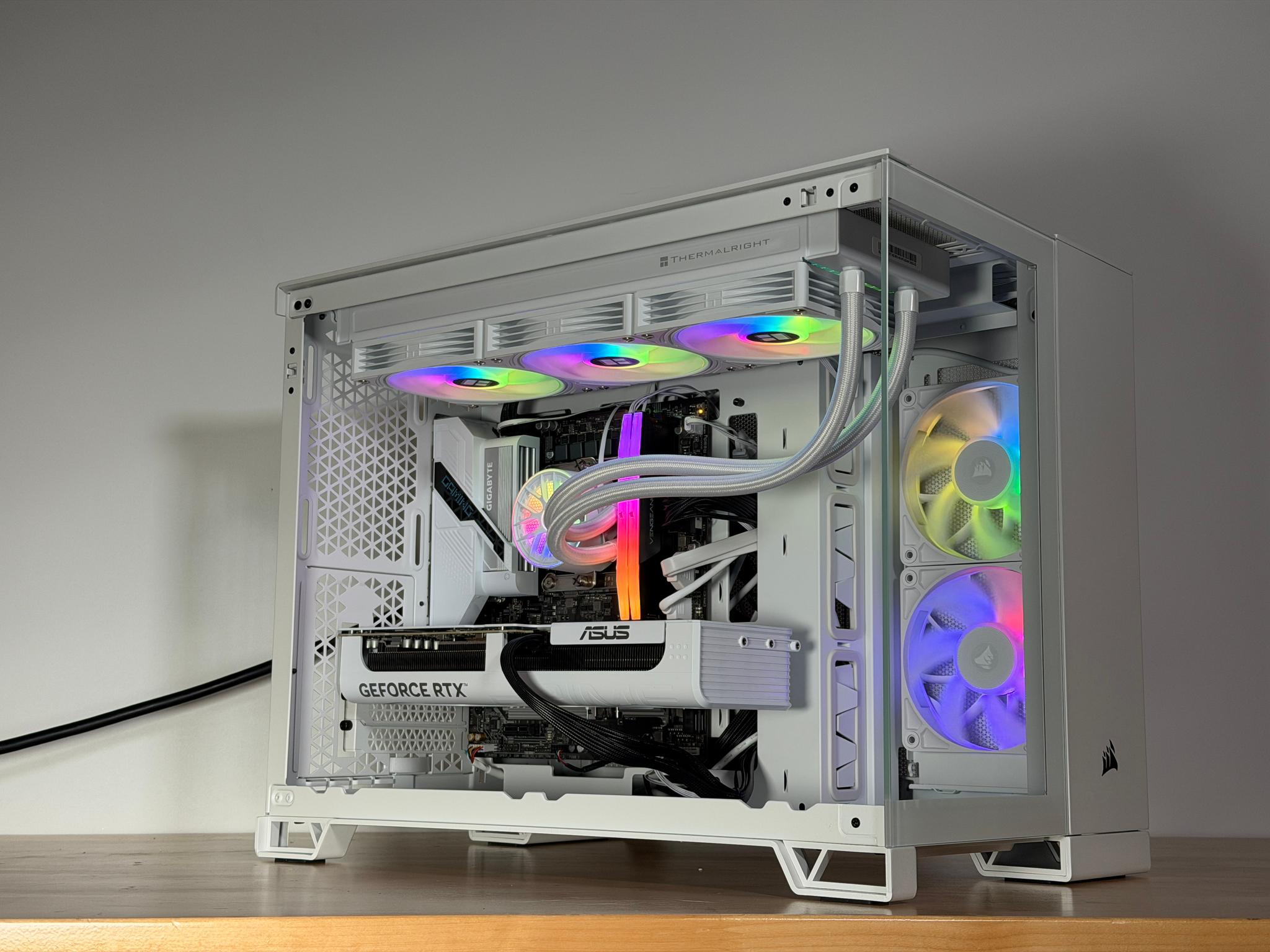 RTX 5070 Intel Core Ultra 7 265k Gaming PC